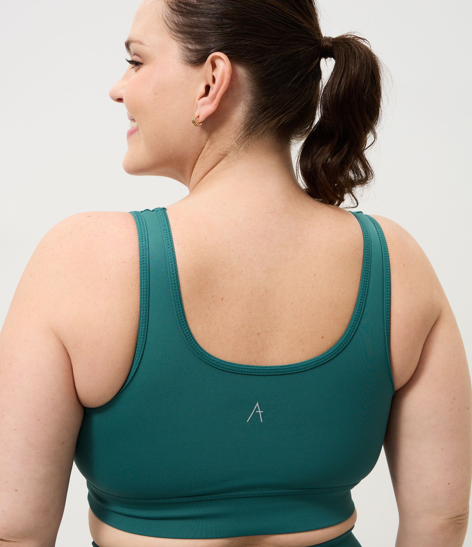 Top Esportivo Dry com Alças Largas Curve & Plus Size Verde 4
