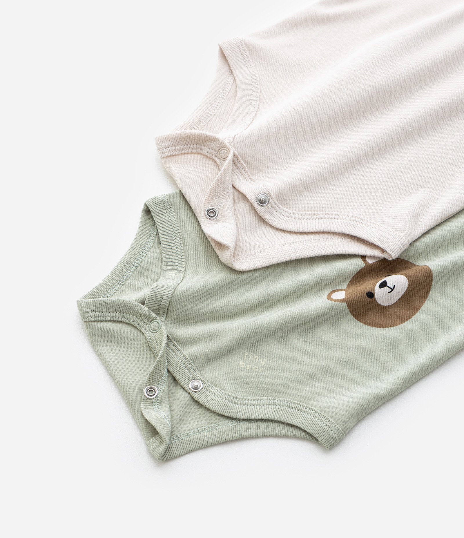 Kit 02 Bodies Infantil com Estampa Urso – Tam 0 a 18 Meses Verde/Bege 3