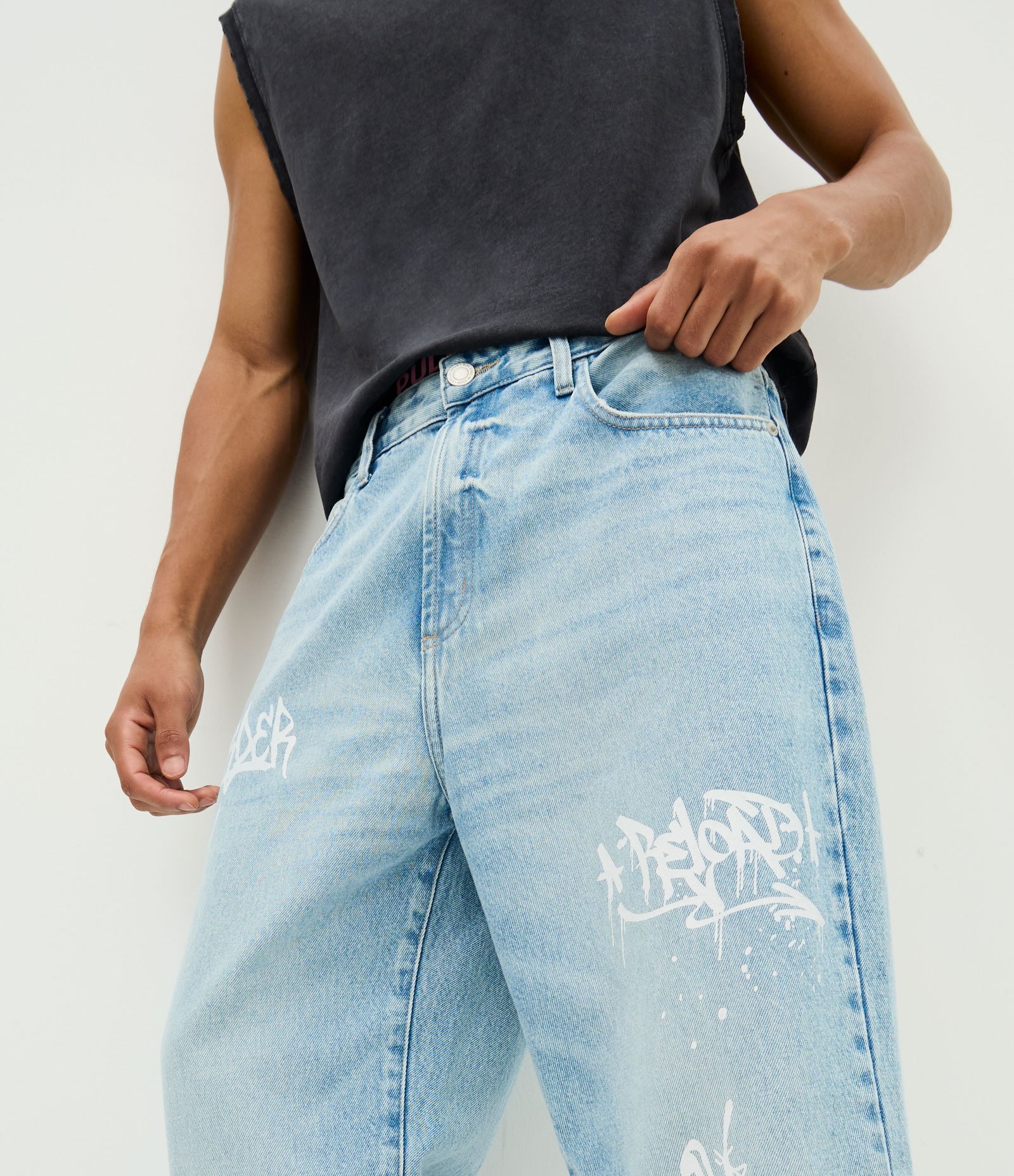 Calça Baggy em Jeans com Lettering Grafite Azul 4