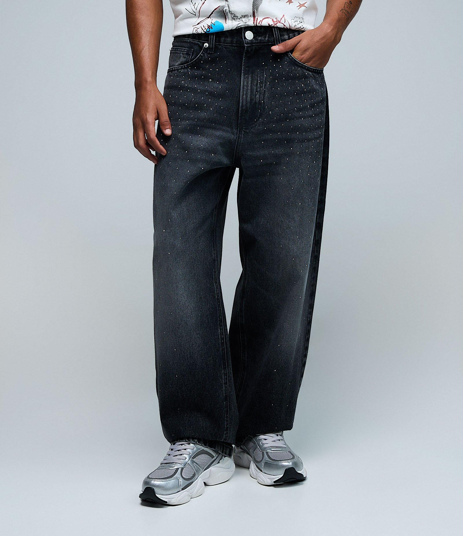 Calça Baggy Relaxed Jeans com Aplicação de Brilhos Veigh Preto 2