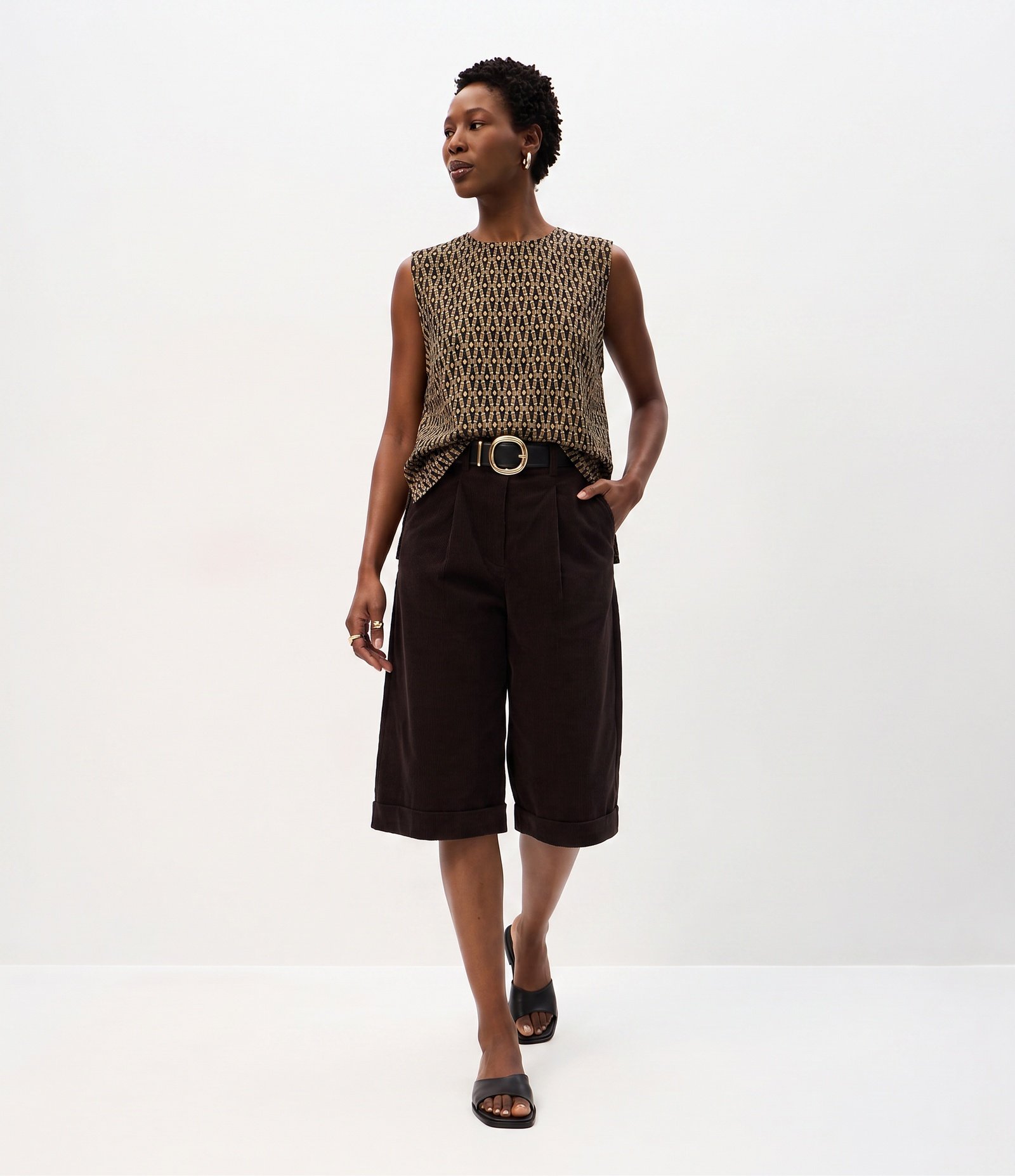 Blusa em Viscose com Estampa Geométrica Preto/Bege 2