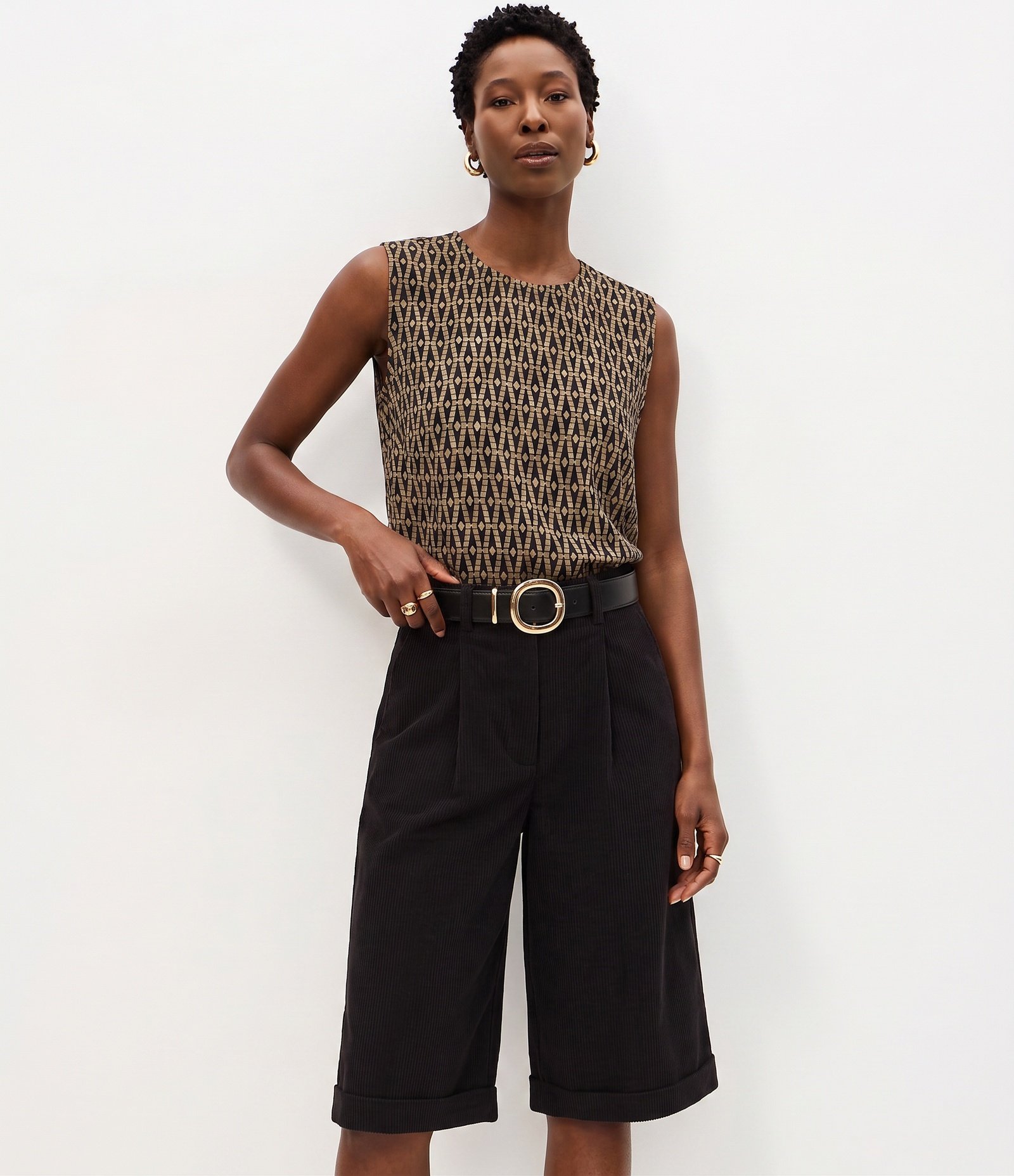 Blusa em Viscose com Estampa Geométrica Preto/Bege 3