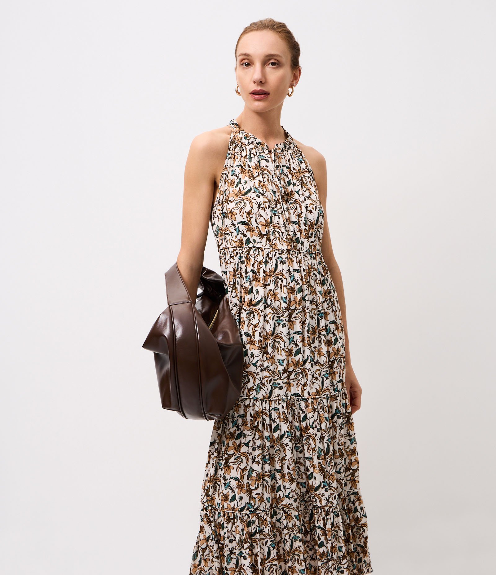 Vestido Longo em Viscose com Estampa Floral Multicores 1