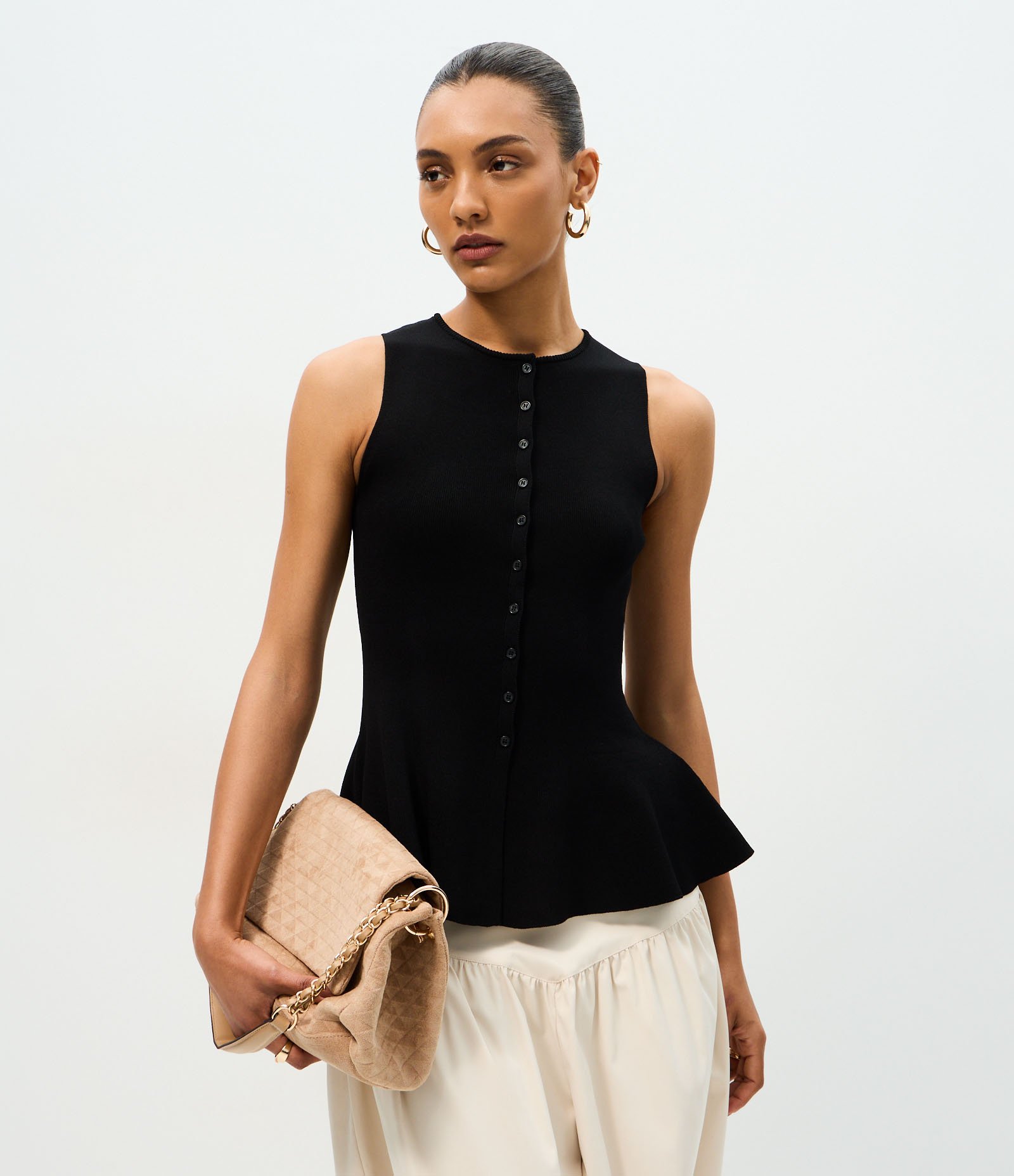 Blusa Peplum Regular em Tricô com Mini Botões Preto 1