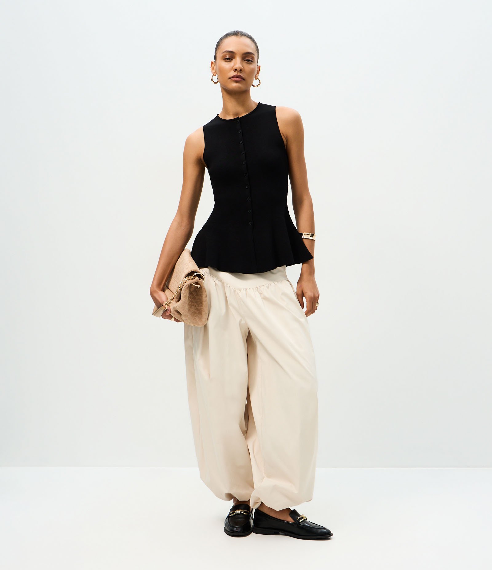 Blusa Peplum Regular em Tricô com Mini Botões Preto 2