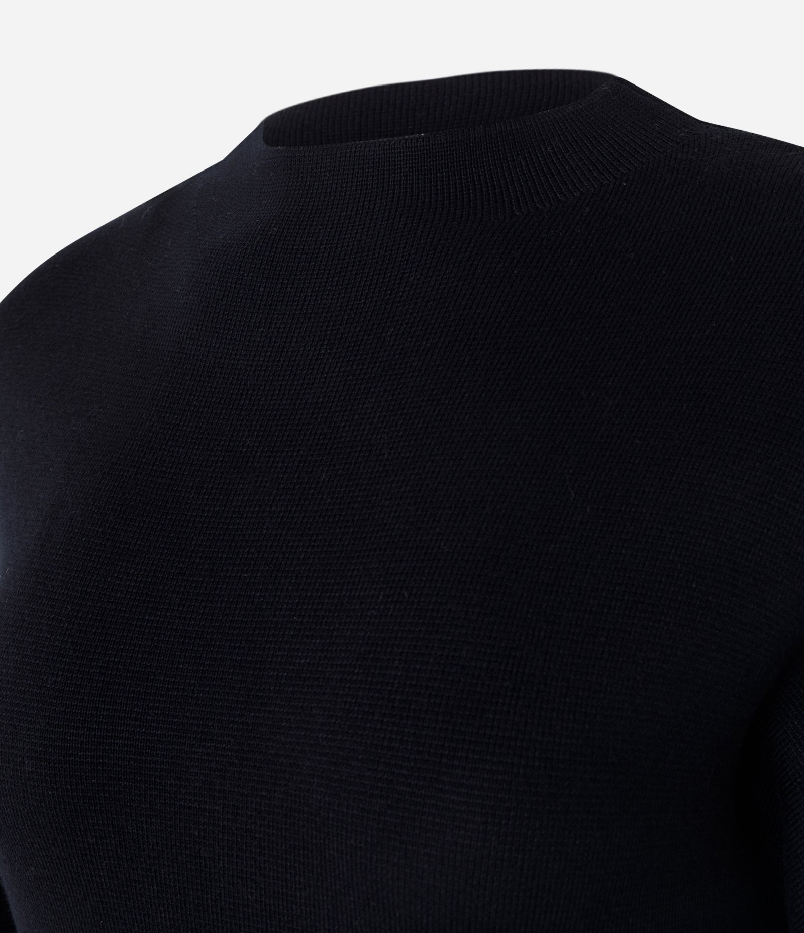 Suéter Alongado em Tricô com Amarração nas Costas Preto 2