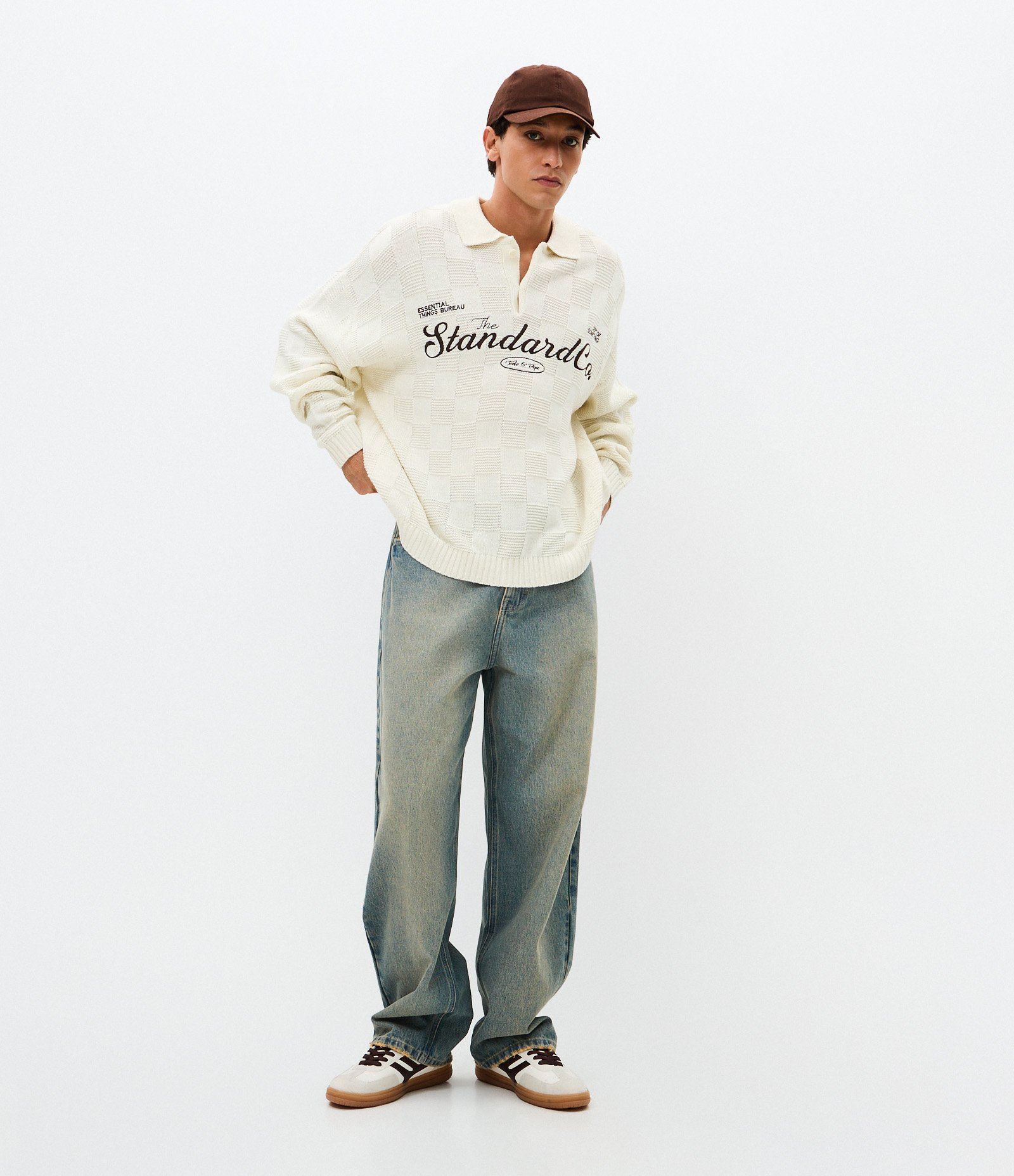 Suéter Regular em Tricô com Gola Polo e Lettering Off White 2