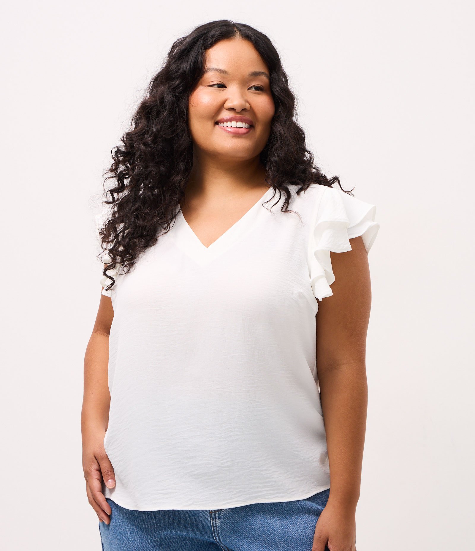 Blusa em Crepe com Babado Duplo no Ombro Curve & Plus Size Branco 1