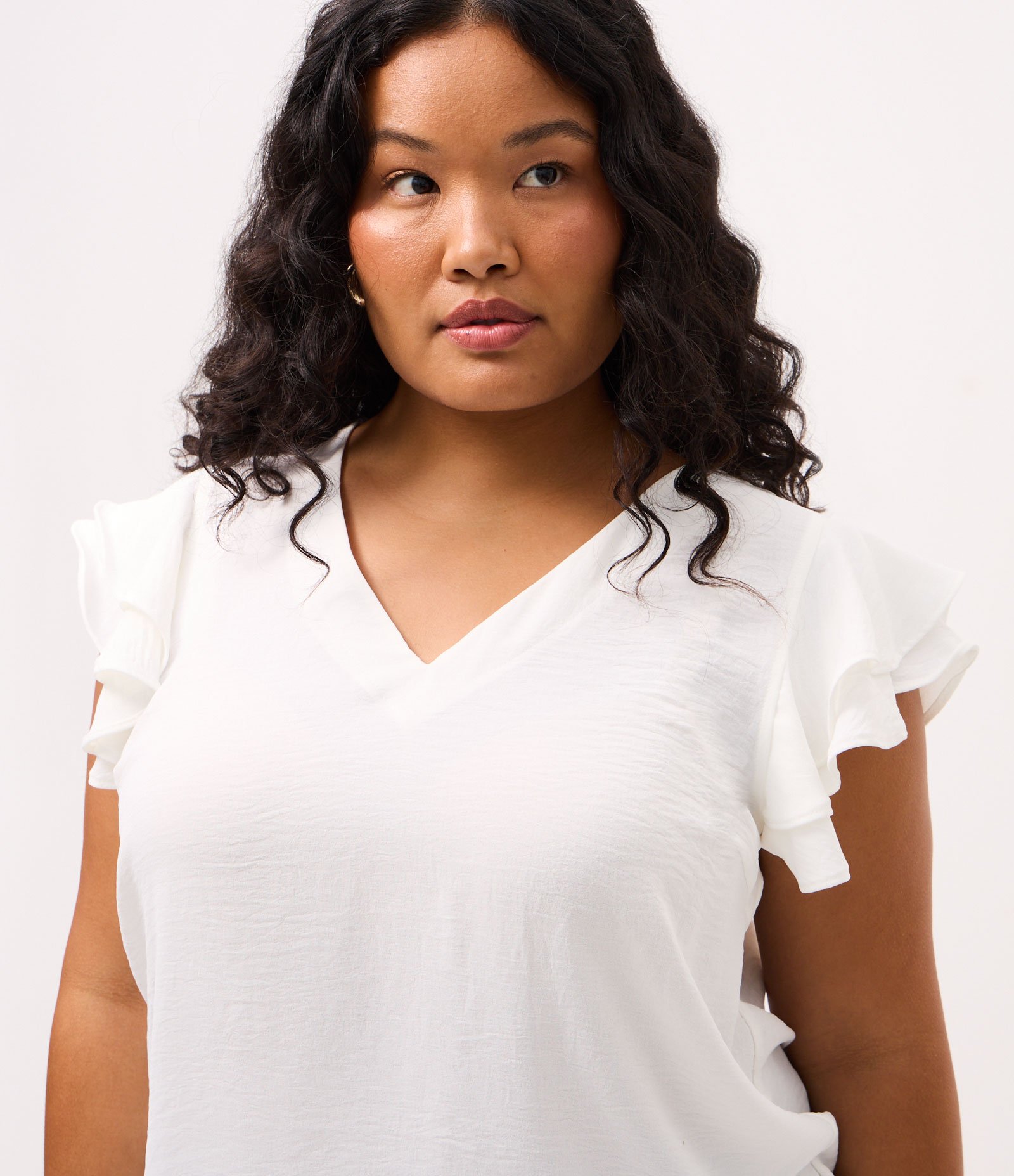 Blusa em Crepe com Babado Duplo no Ombro Curve & Plus Size Branco 3
