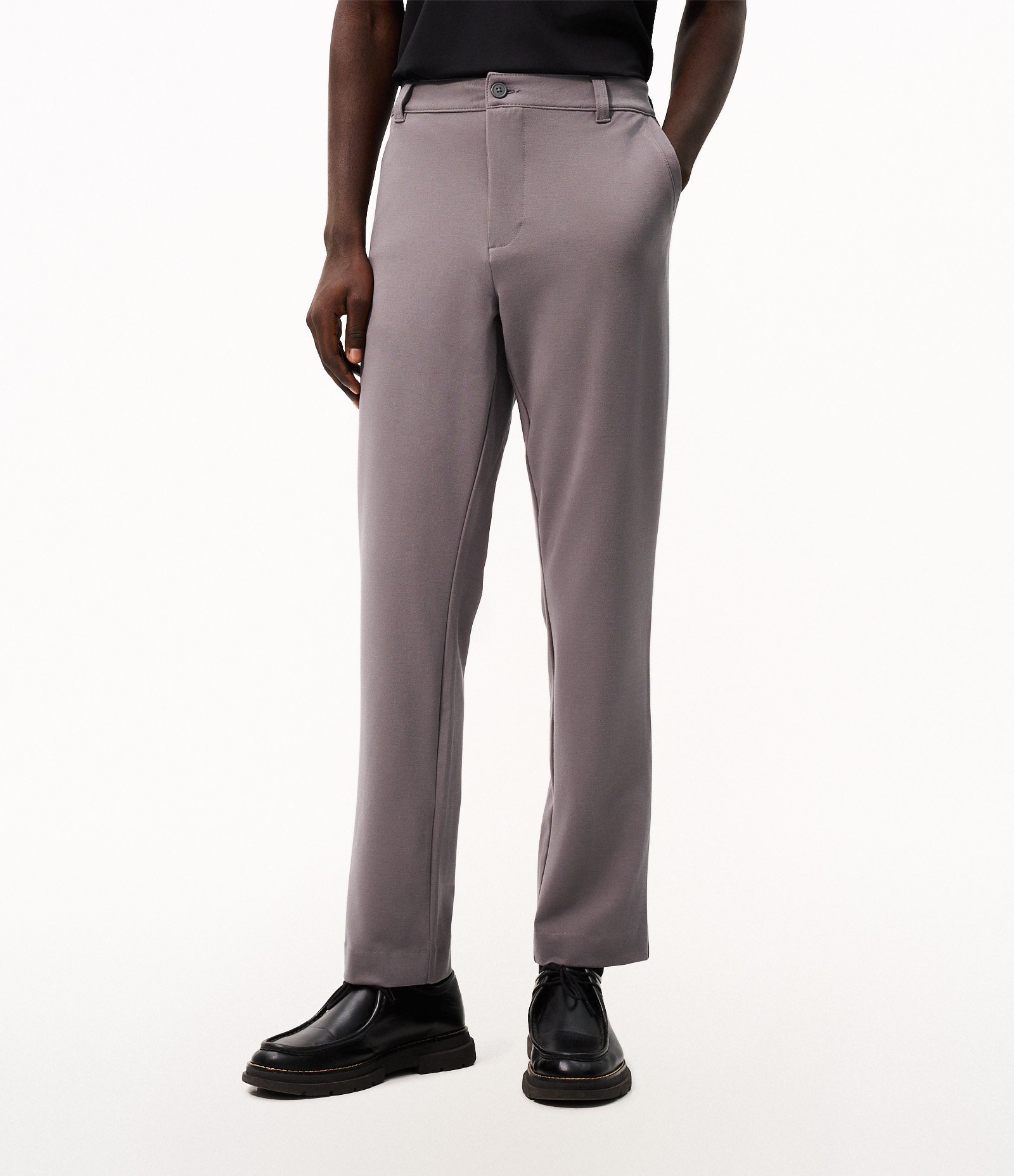 Calça Slim em Sarja Performance Cinza 5