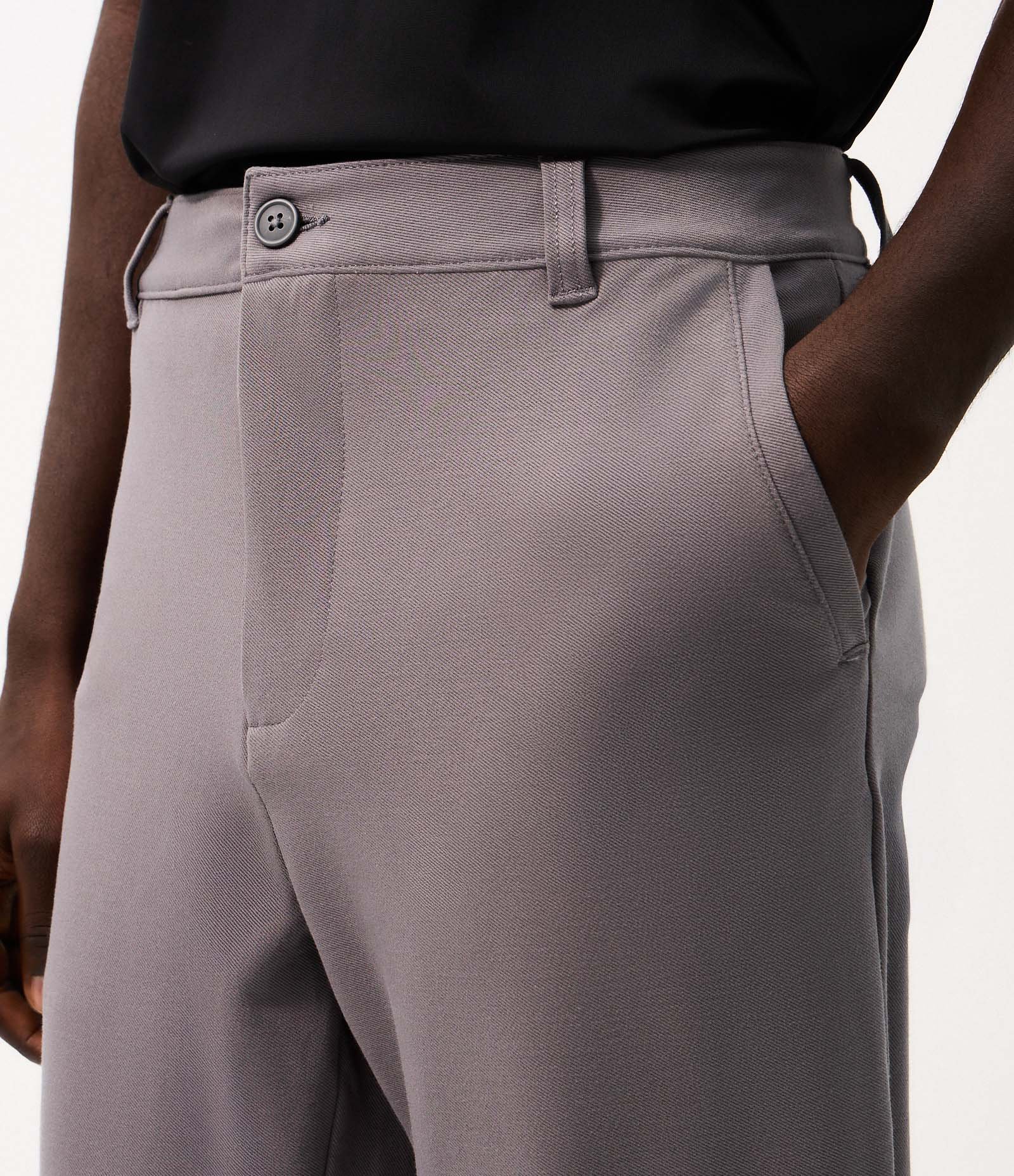 Calça Slim em Sarja Performance Cinza 6