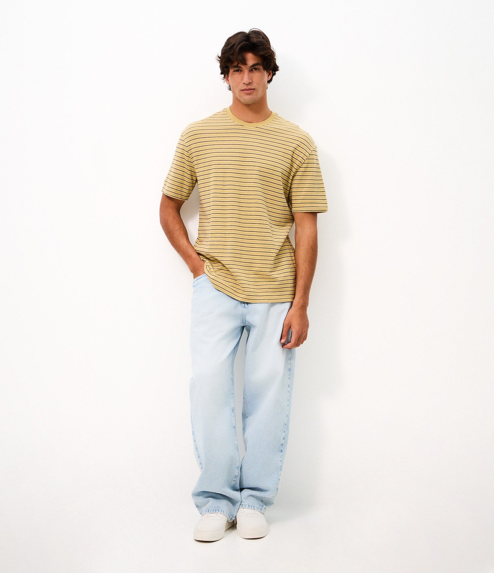 Camiseta Boxy Listrada em Algodão Fio Tinto Amarelo 2