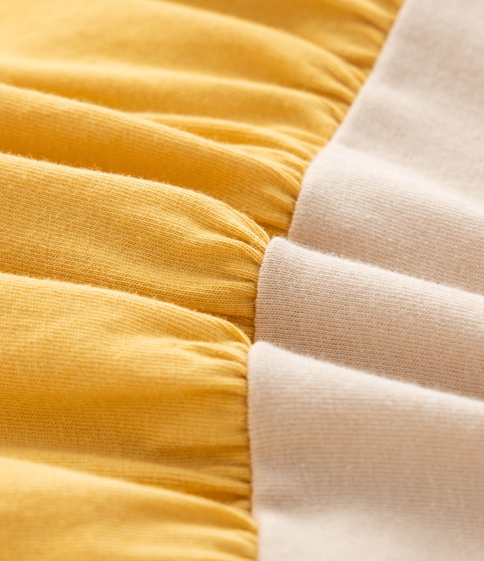 Vestido Infantil com Recortes Marias e Laço – Tam 0 a 18 Meses Branco/Bege/Amarelo 3