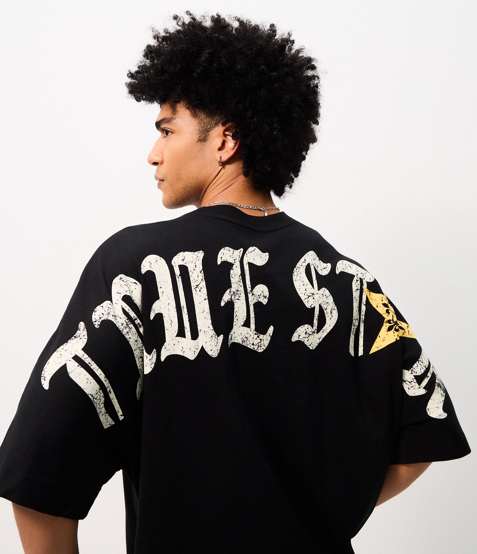 Camiseta Oversized em Algodão com Estampa True Star Preto 1