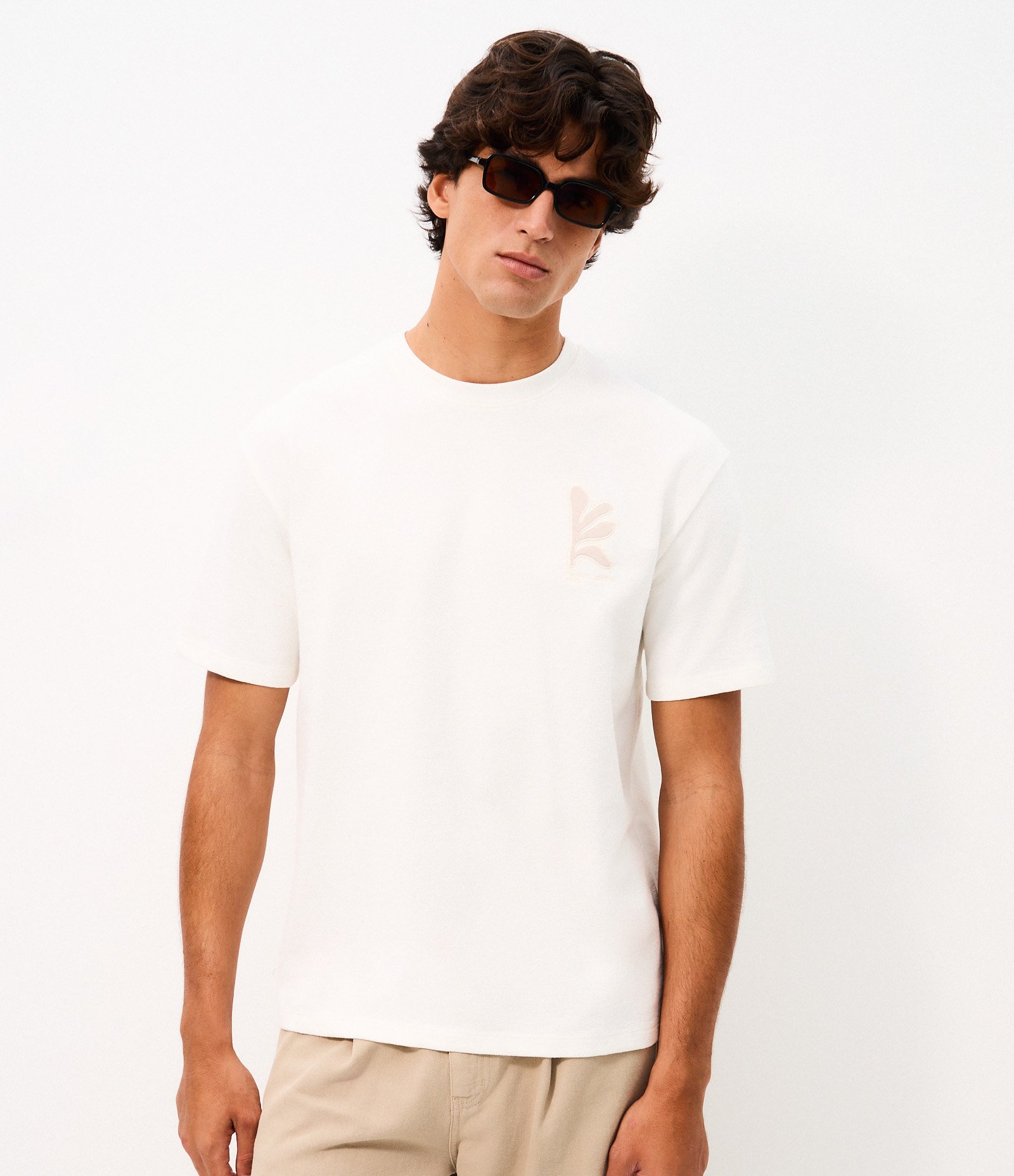 Camiseta Relaxed Estampa Outdoor Branco 3