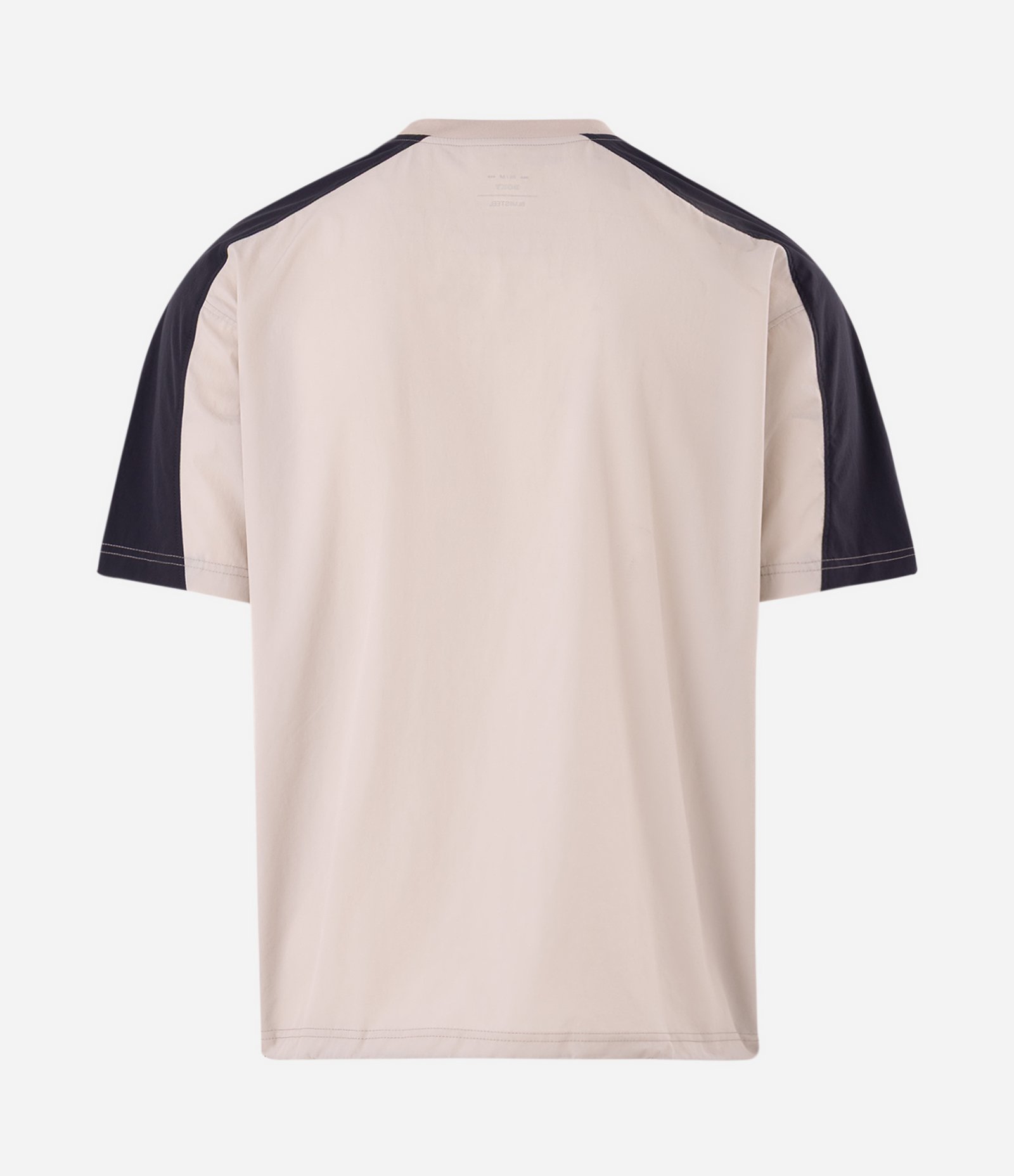 Camiseta Boxy em Poliamida com Recortes Contrastantes Verde 6