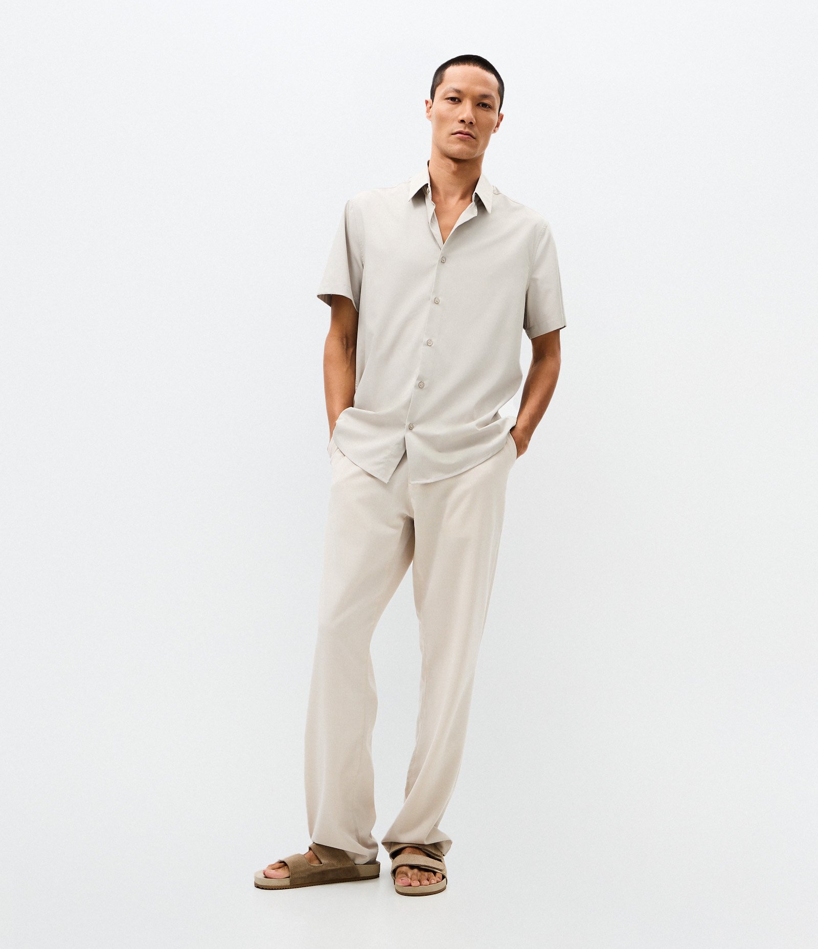 Camisa Slim em Fibra de Bambu Cinza Claro 2