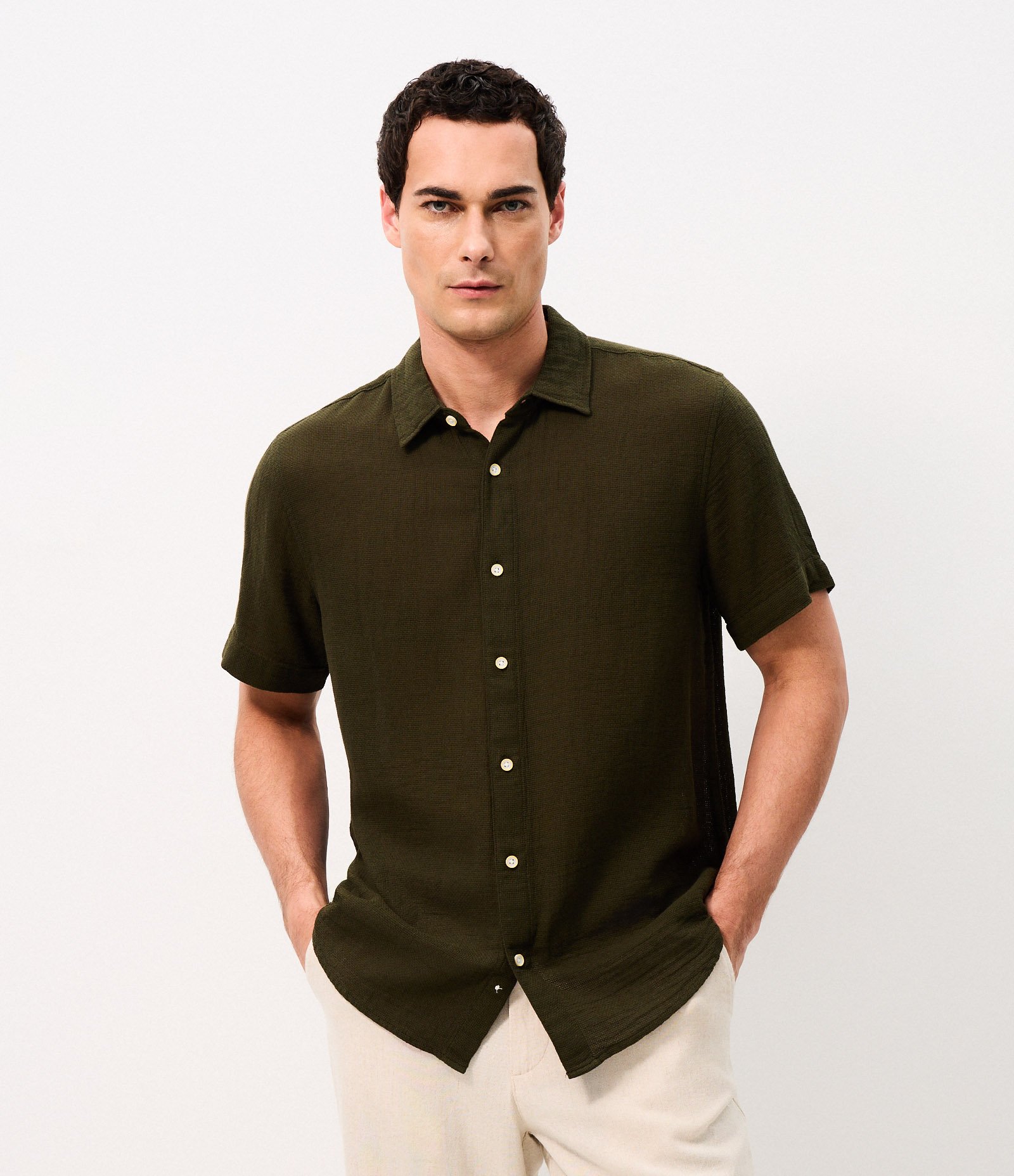 Camisa Comfort em Algodão com Textura Verde Escuro 1