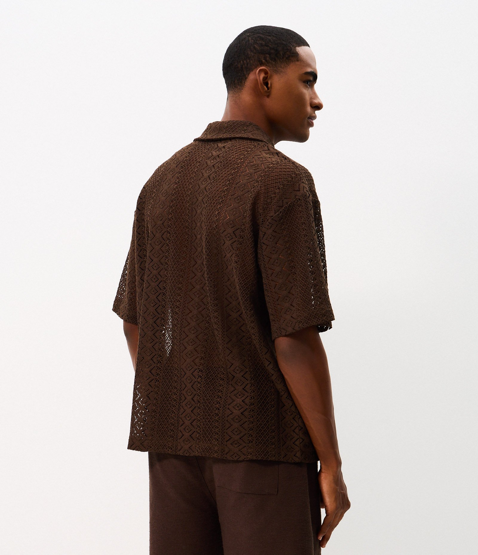 Camisa Manga Curta Tricô Ponto Aberto Boxy Marrom 3