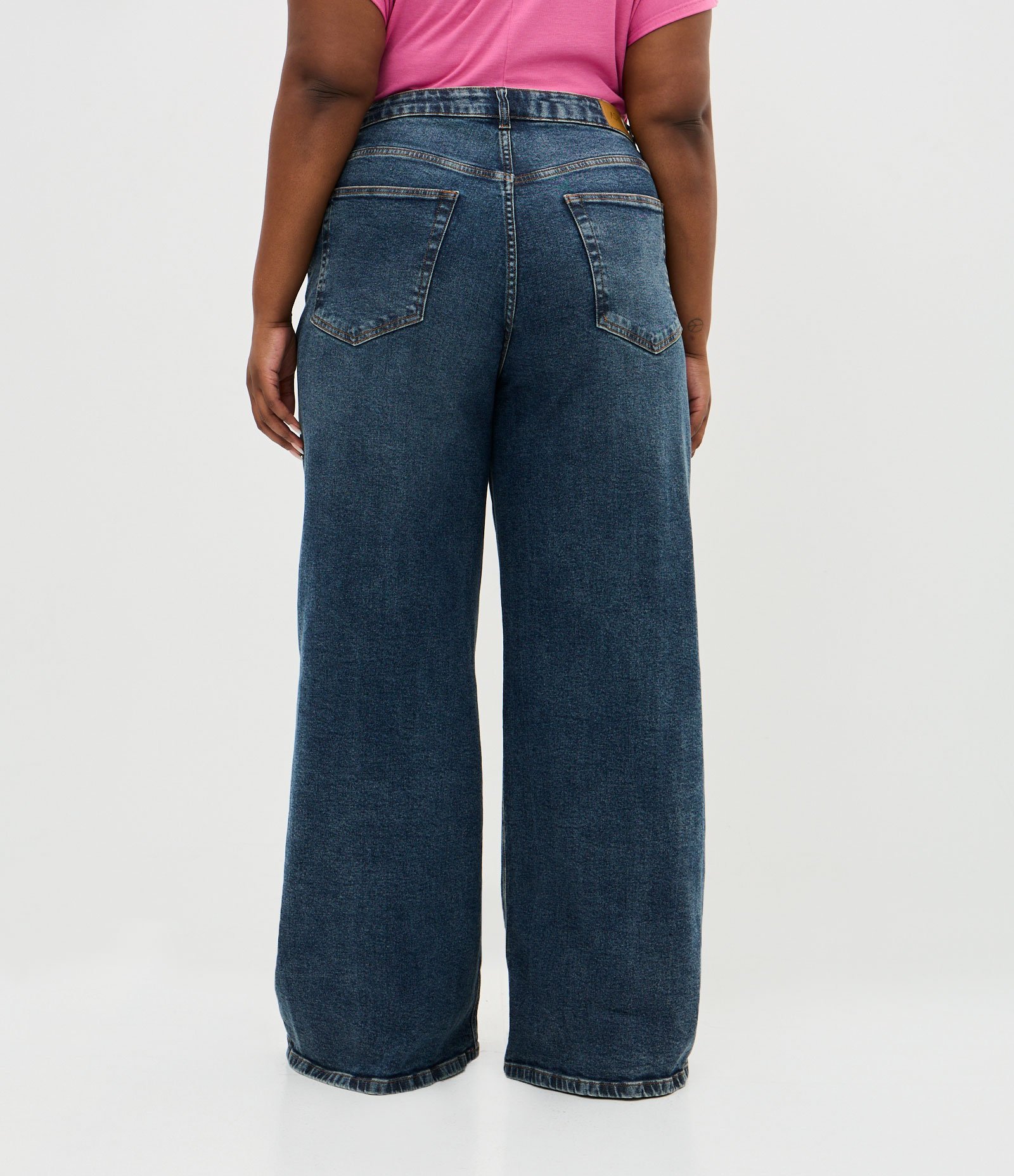 Calça Jeans Wide Lisa com Elastano Curve & Plus Size Azul 5
