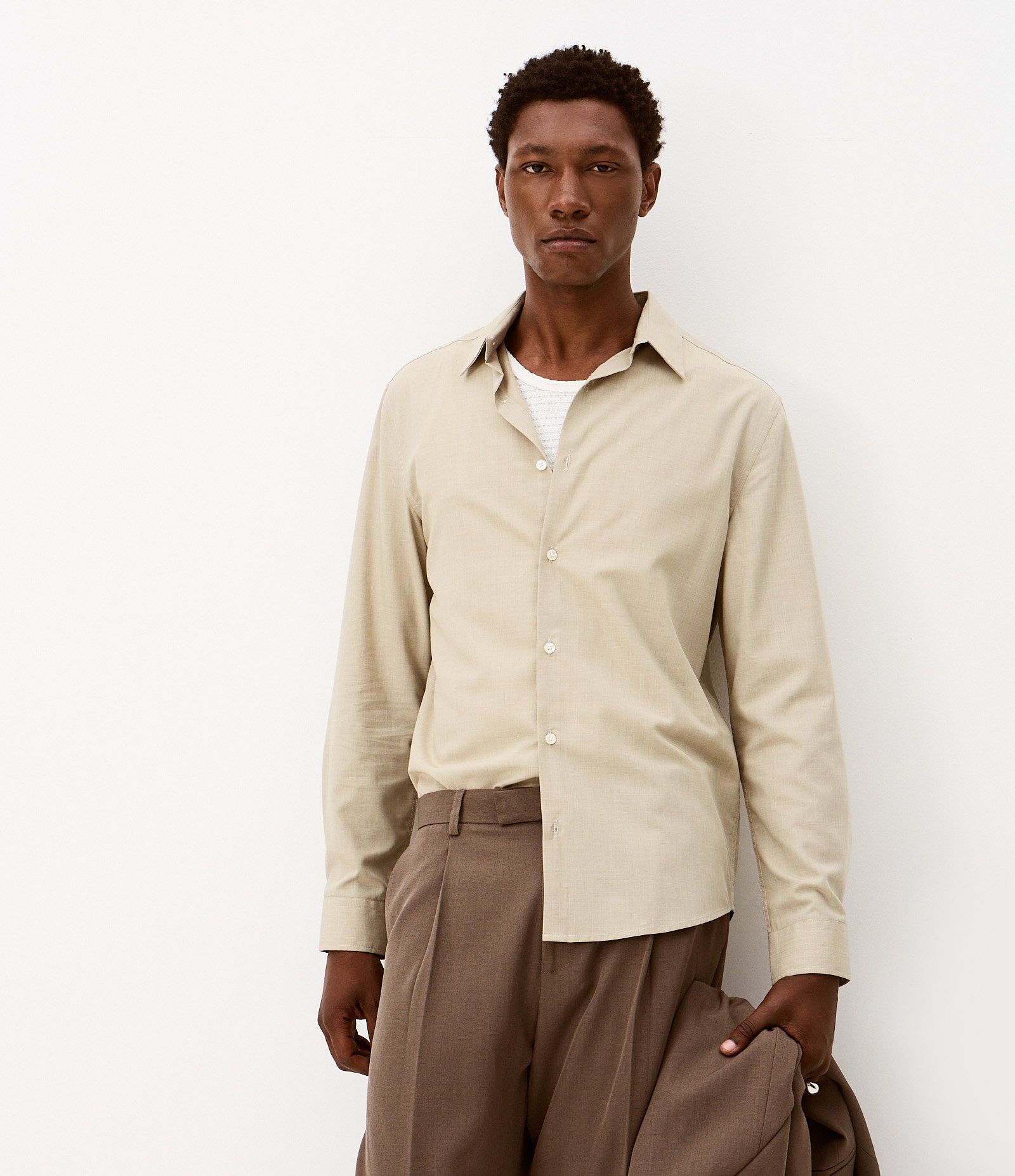 Camisa Regular Manga Longa Bege 1