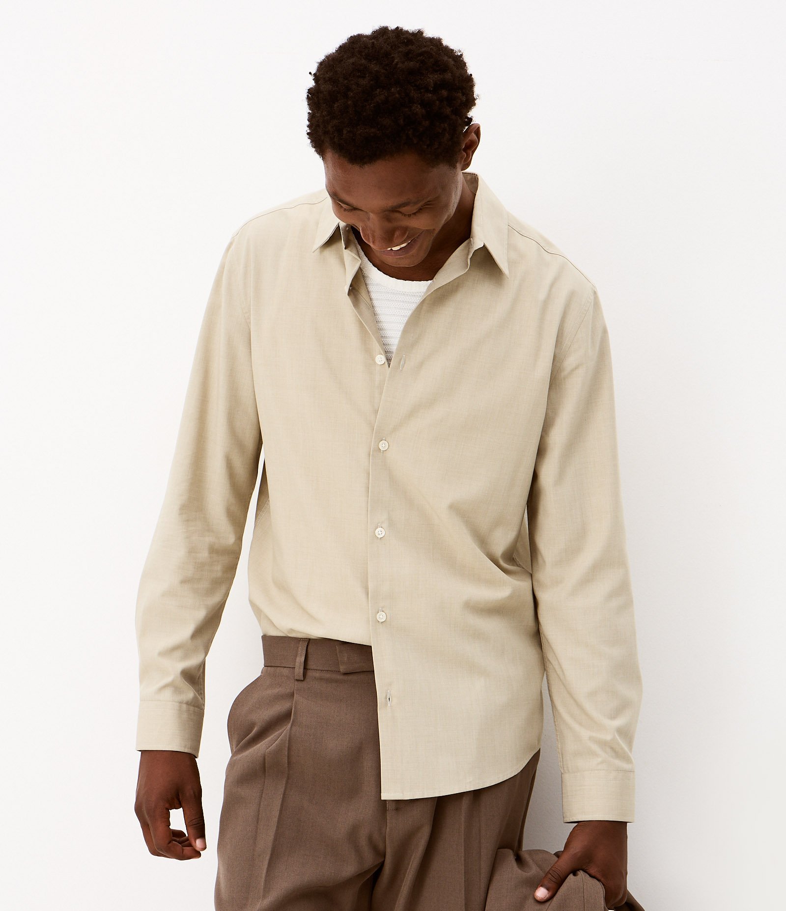 Camisa Regular Manga Longa Bege 2