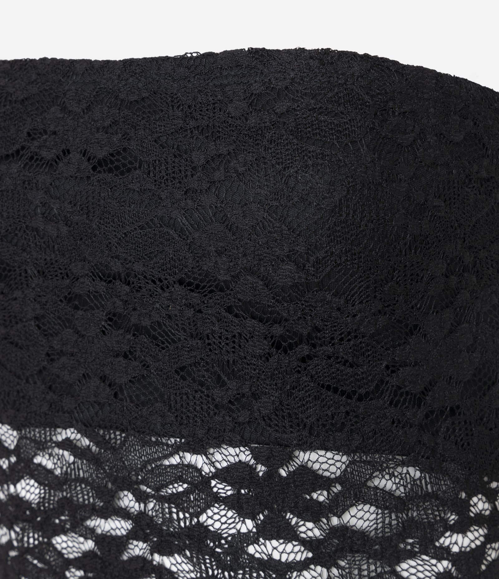 Blusa Tomara que Caia em Renda com Pontas Diferenciadas Preto 6