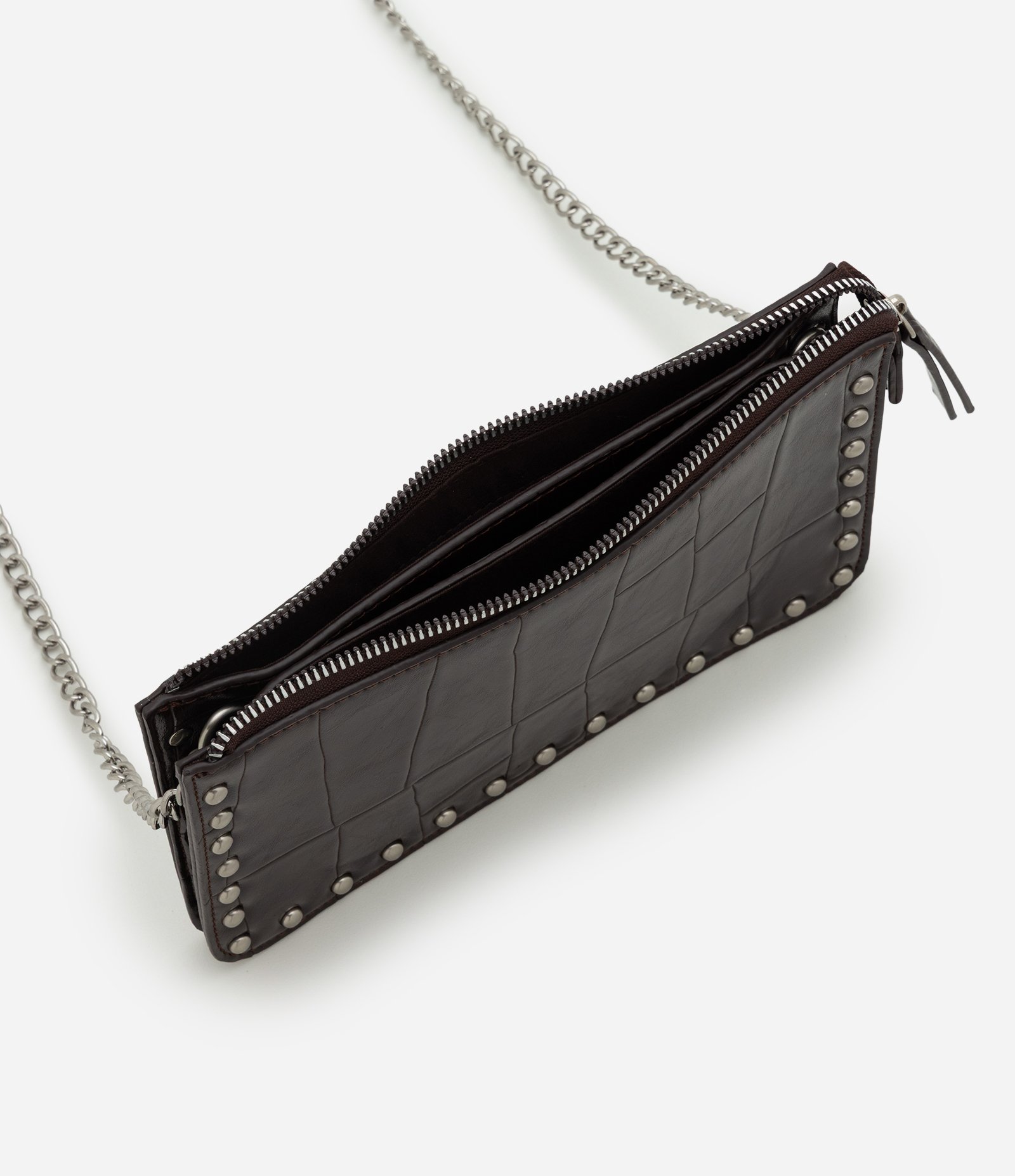Bolsa Transversal Texturizada com Metais Níquel Marrom 4