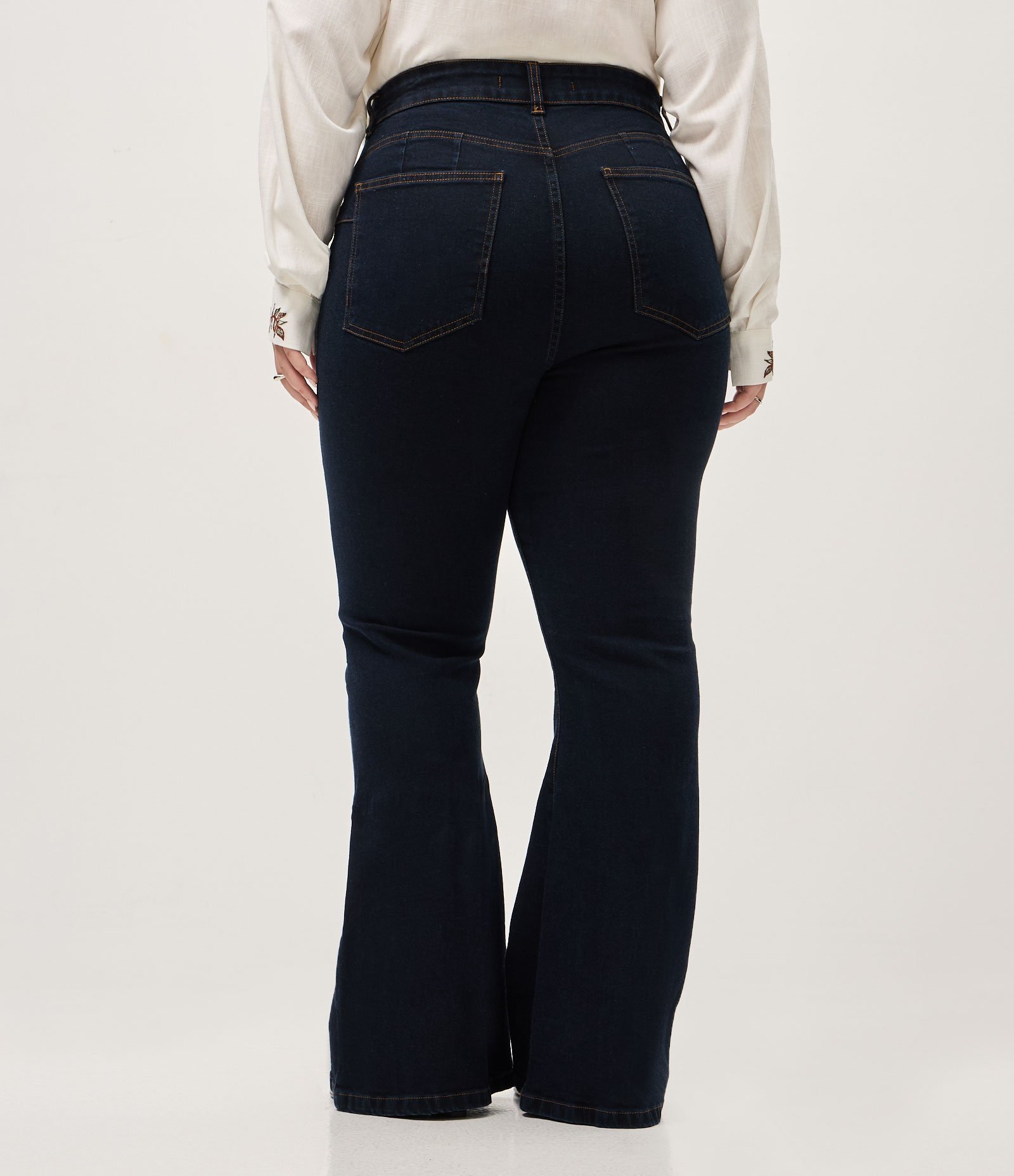Calça Jeans Flare Push Up Curve & Plus Size Azul 5