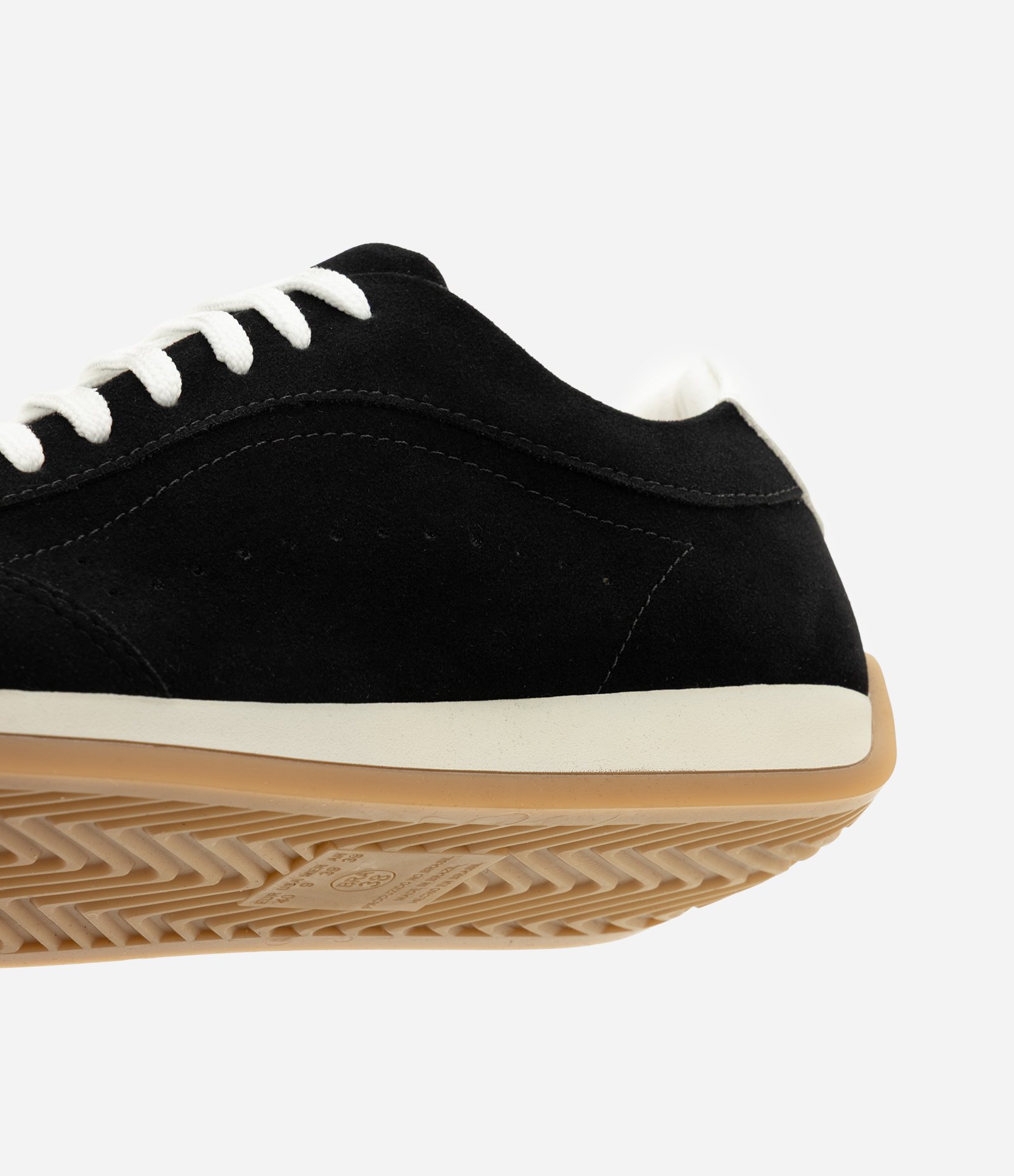 Tênis Chuteira com Sola Flat Preto 4