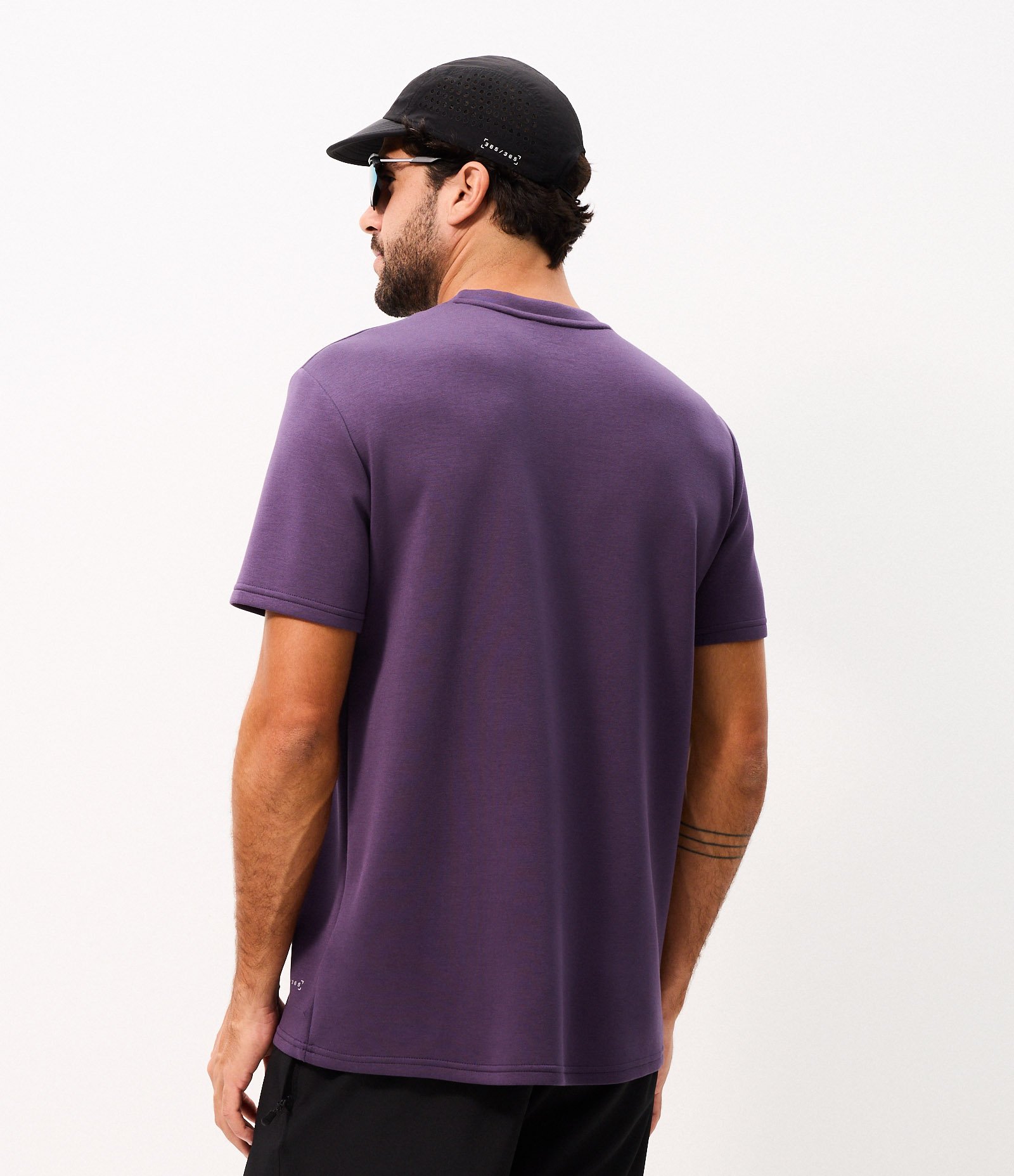 Camiseta Comfort Esportiva em Modal Roxo 4