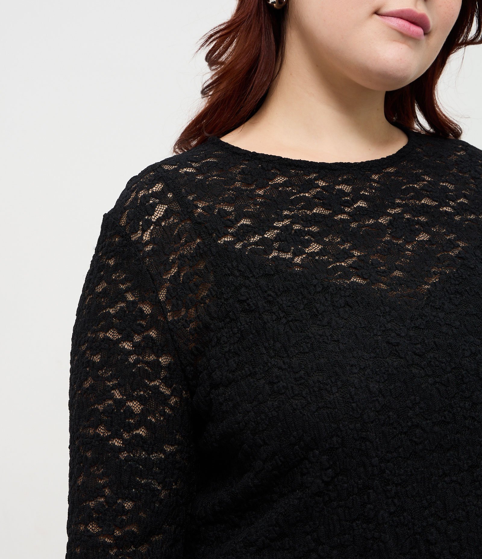 Blusa de Renda Texturizada Floral com Franzido Curve & Plus Size Preto 5