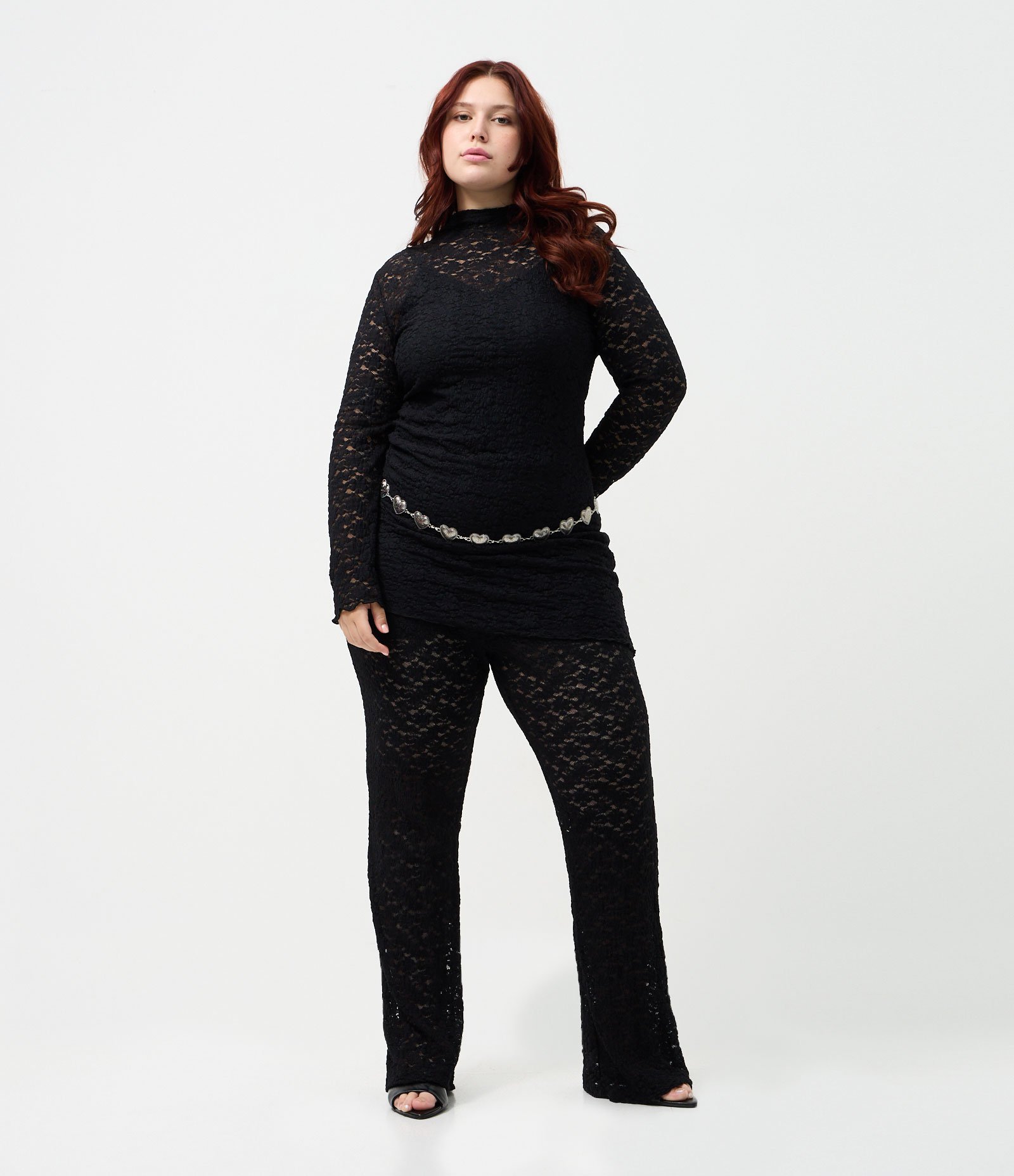 Blusa de Renda Texturizada Floral com Franzido Curve & Plus Size Preto 6