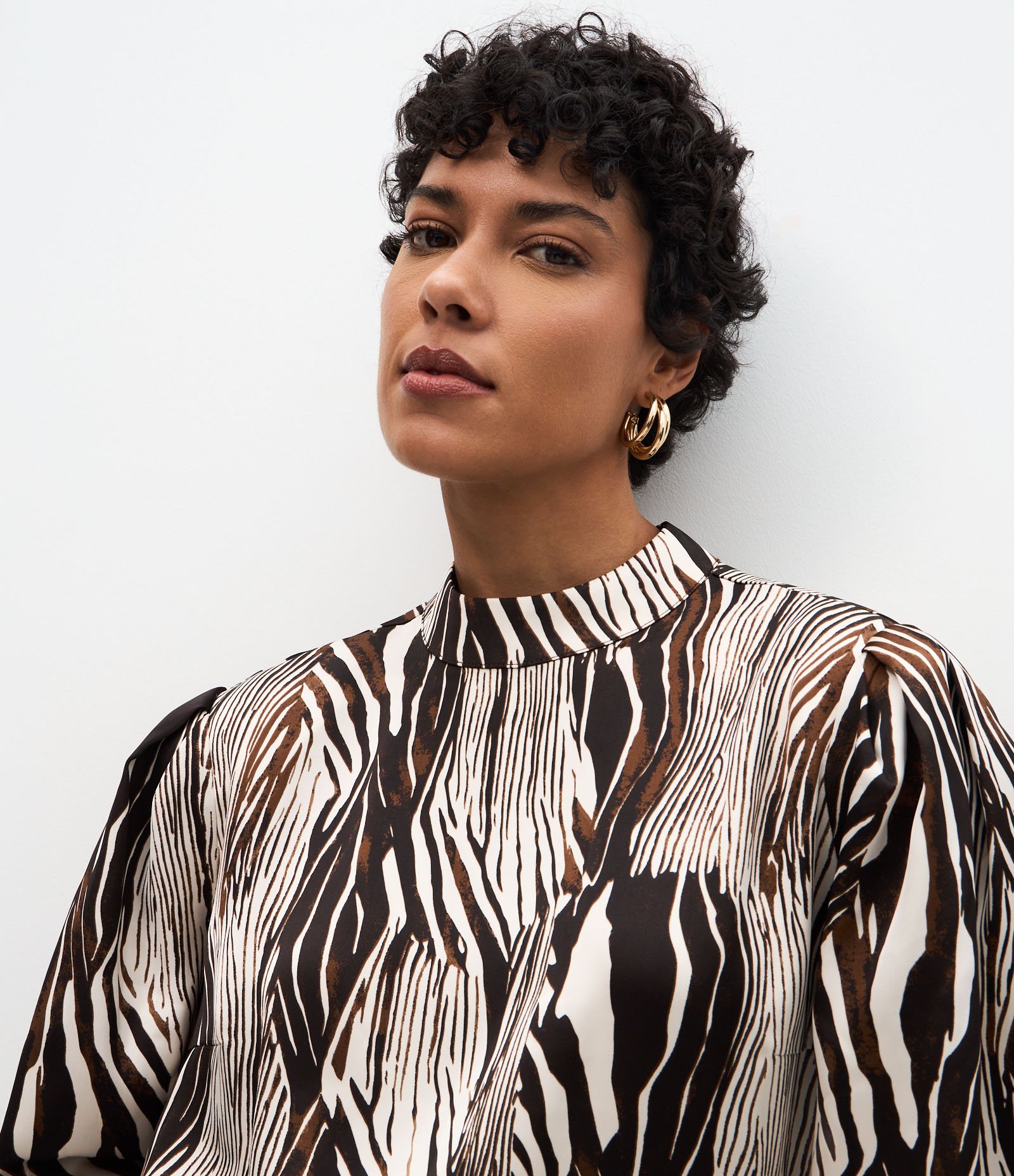 Blusa Acetinada com Estampa Animal Print Multicores 3