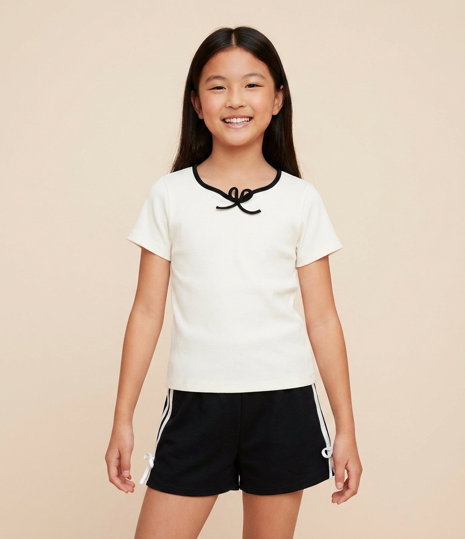 Short Infantil Moletom com Listra Lateral – Tam 5 a 14 Anos Preto 1