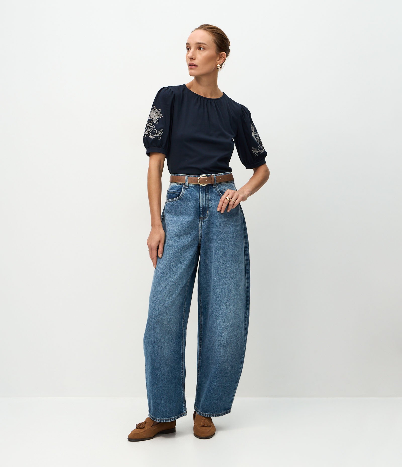 Blusa Manga Curta em Algodão com Bordado Floral Azul 2