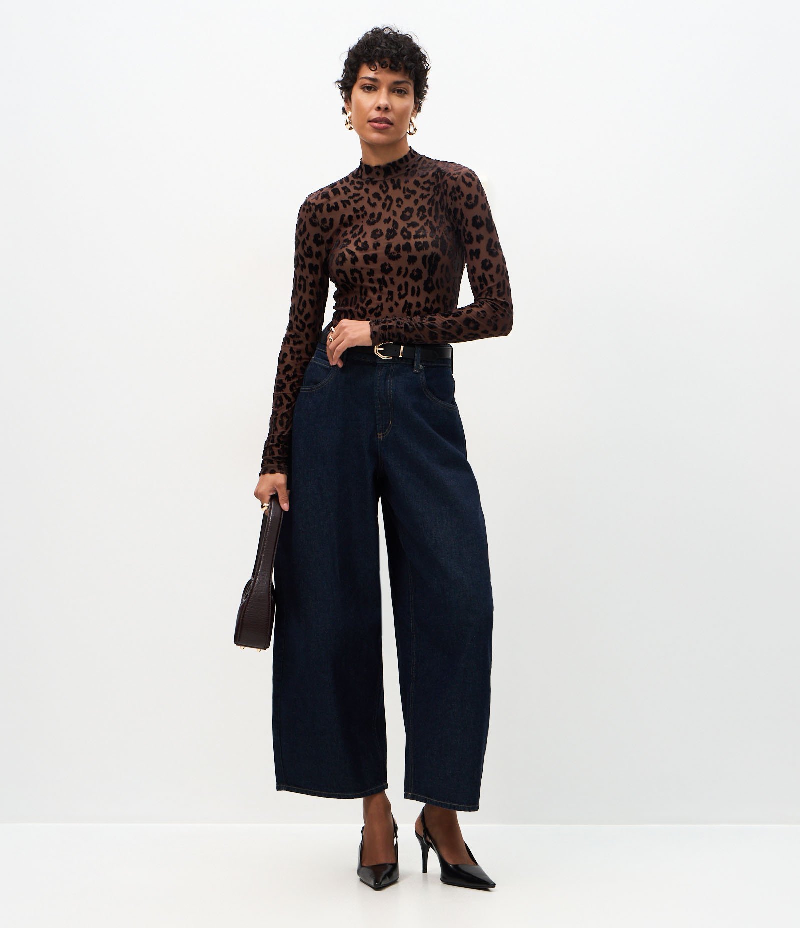 Blusa Ajustada em Tule com Estampa Animal Print Marrom 2