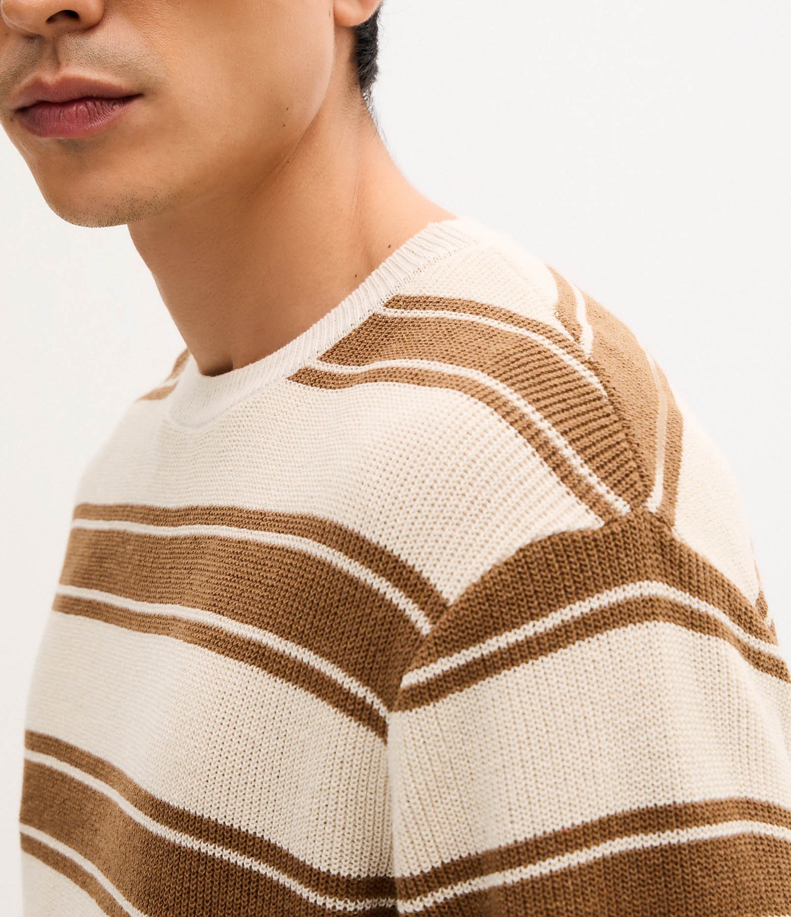 Camiseta Body Manga Curta com Efeito Tricô e Listras Branco 3