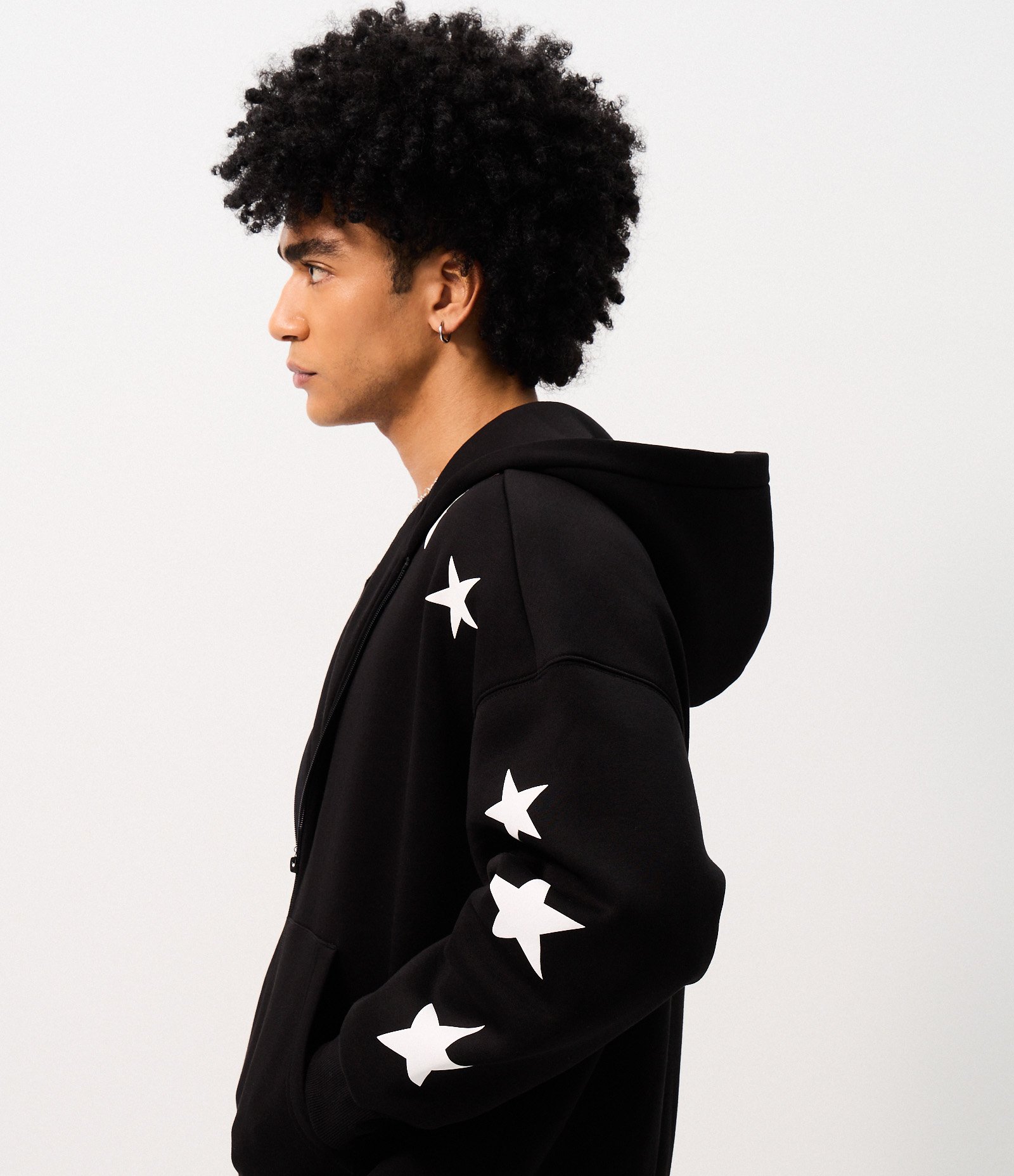 Blusão Masculino Moletom Boxy com Estrelas nas Mangas Preto 3