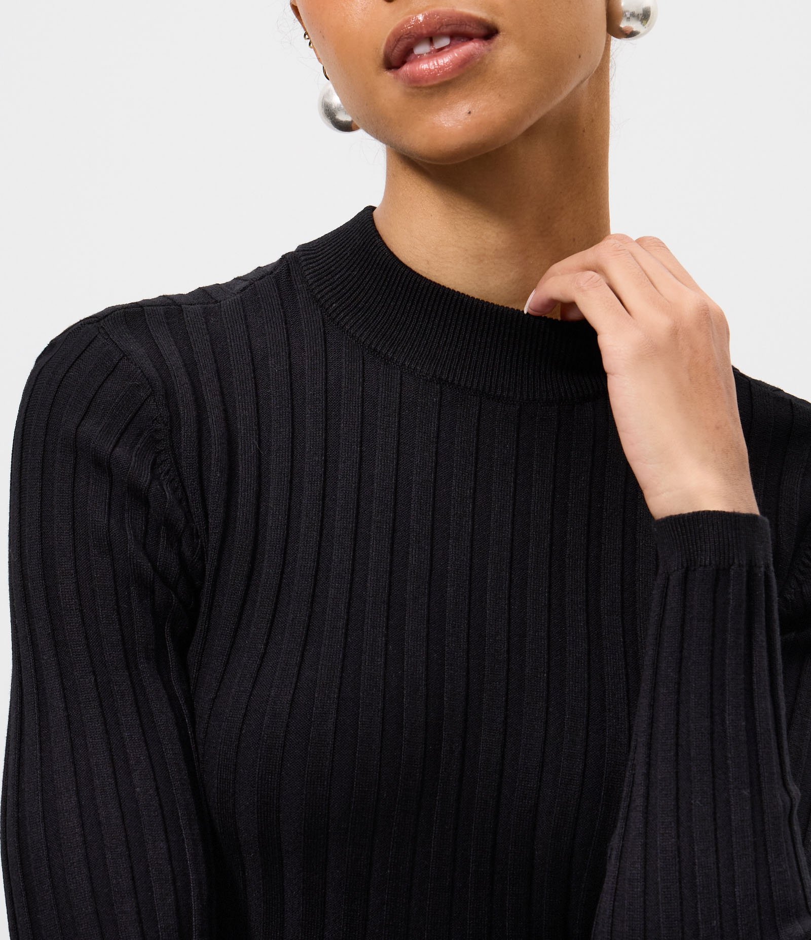 Blusa Peplum em Tricô com Manga Longa Preto 3