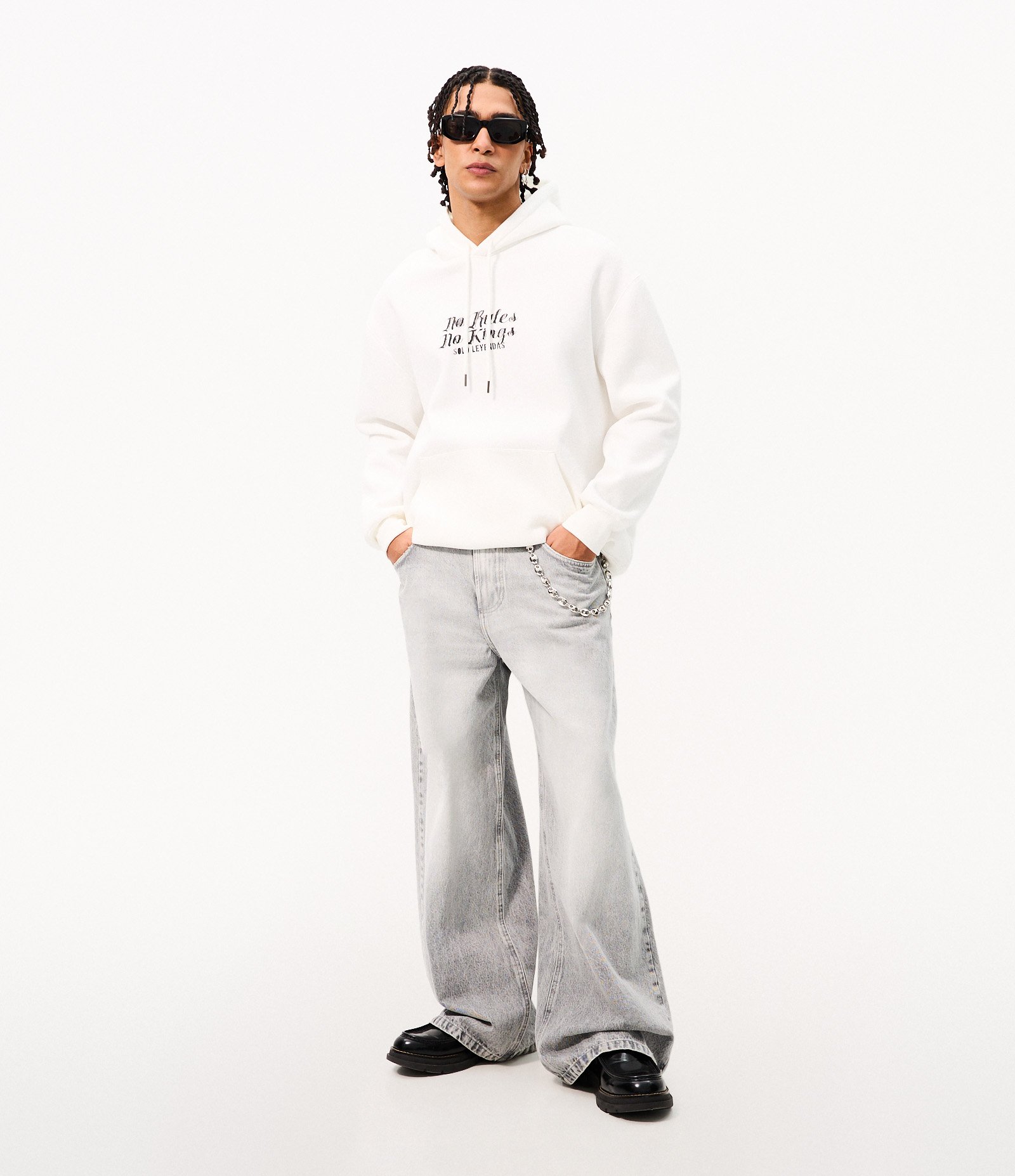 Moletom com Lettering No Mercy com Capuz Branco 2