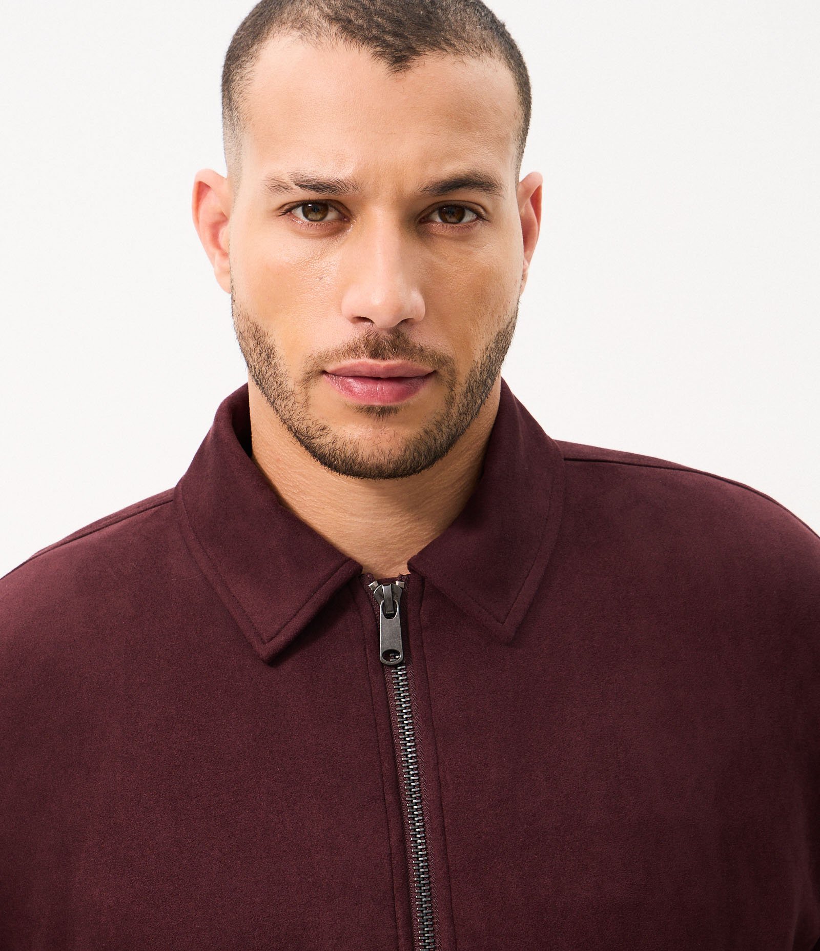 Jaqueta Pesada Bomber em Suede com Bolso Marrom 5