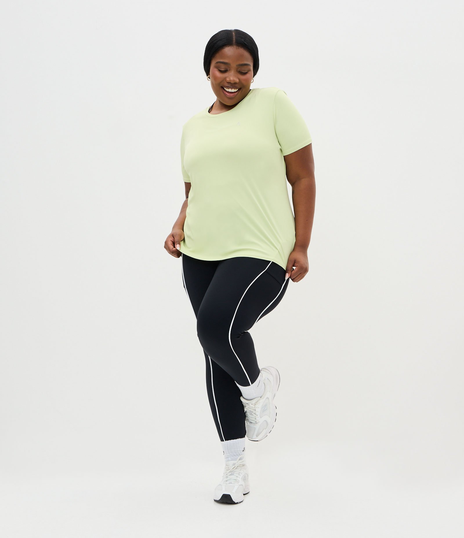 Camiseta Esportiva com Tecnologia Dry Curve & Plus Size Verde Amarelado 2