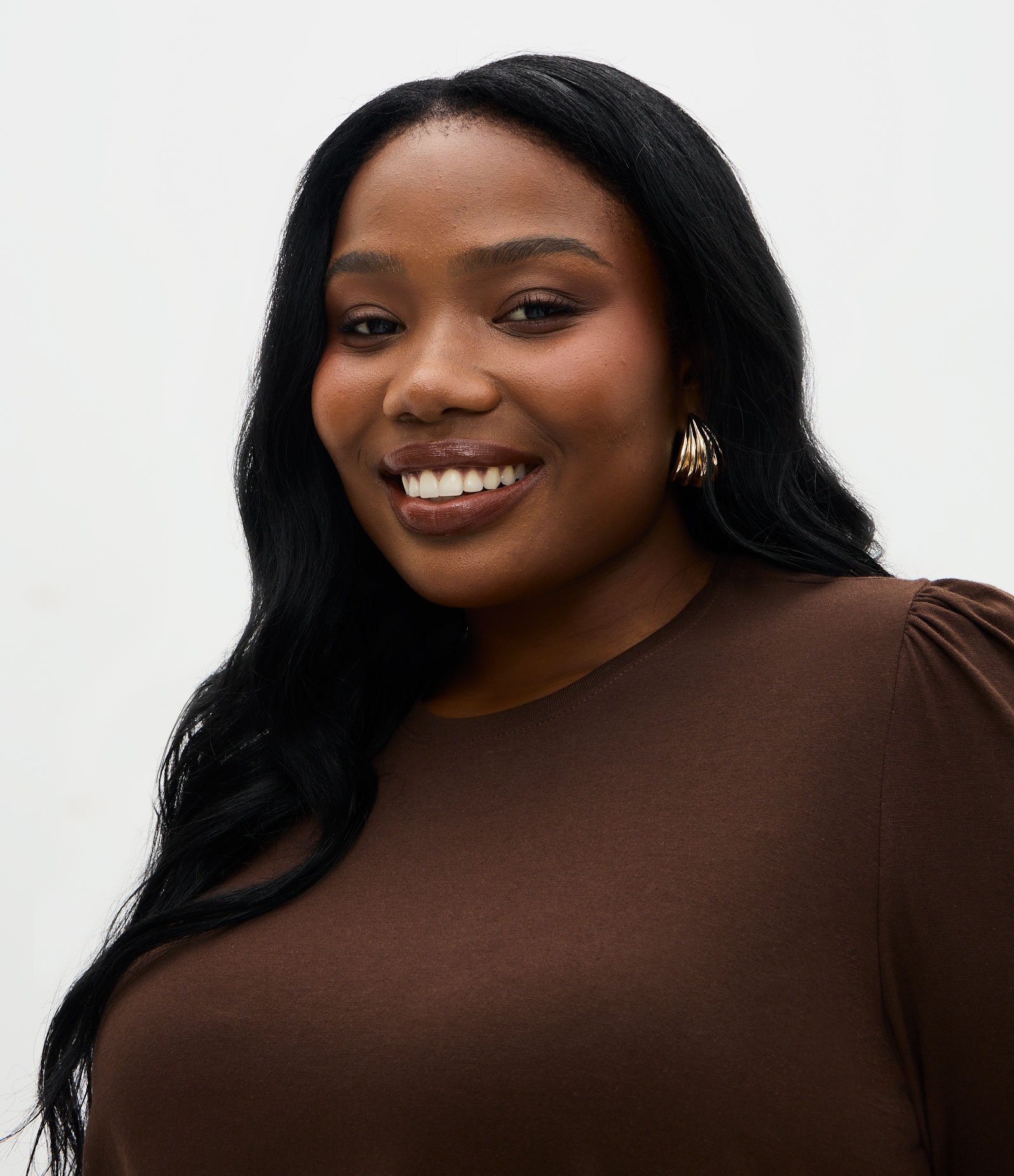 Blusa em Algodão com Manga Bufante Curve & Plus Size Marrom 3
