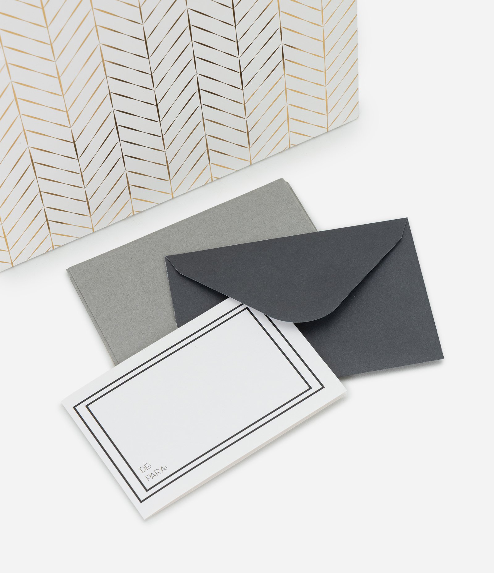 Sacola Média em Papel com Foil Espinha de Peixe Branco 4