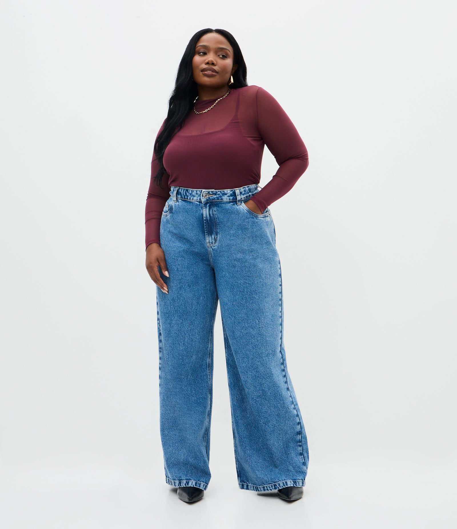 Blusa em Tule com Anágua e Golinha Curve & Plus Size Vinho 2