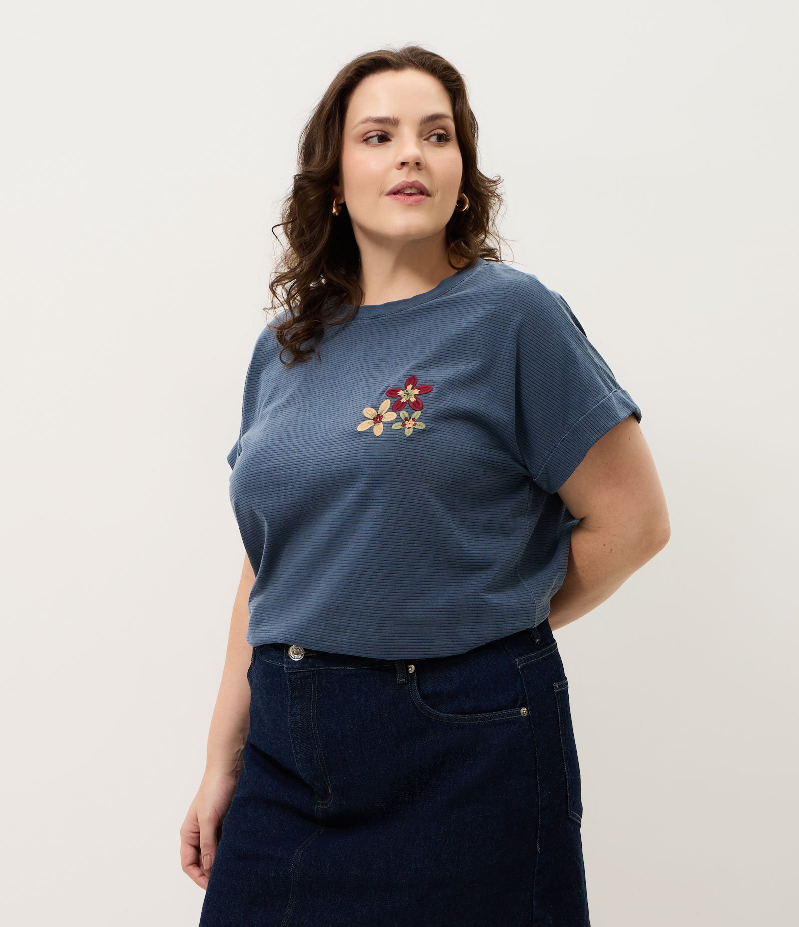 Blusa Manga Curta Fio Tinto com Bordado Floral Curve & Plus Size Azul 1