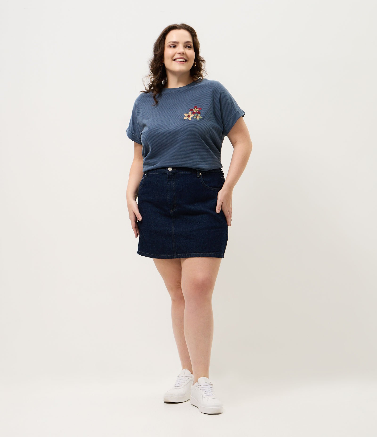 Blusa Manga Curta Fio Tinto com Bordado Floral Curve & Plus Size Azul 2