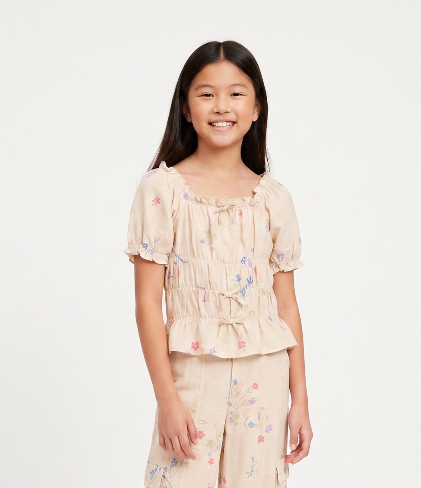 Blusa Infantil em Viscolinho com Manga Bufante e Estampa Floral – Tam 5 a 16 Anos Bege Claro 1