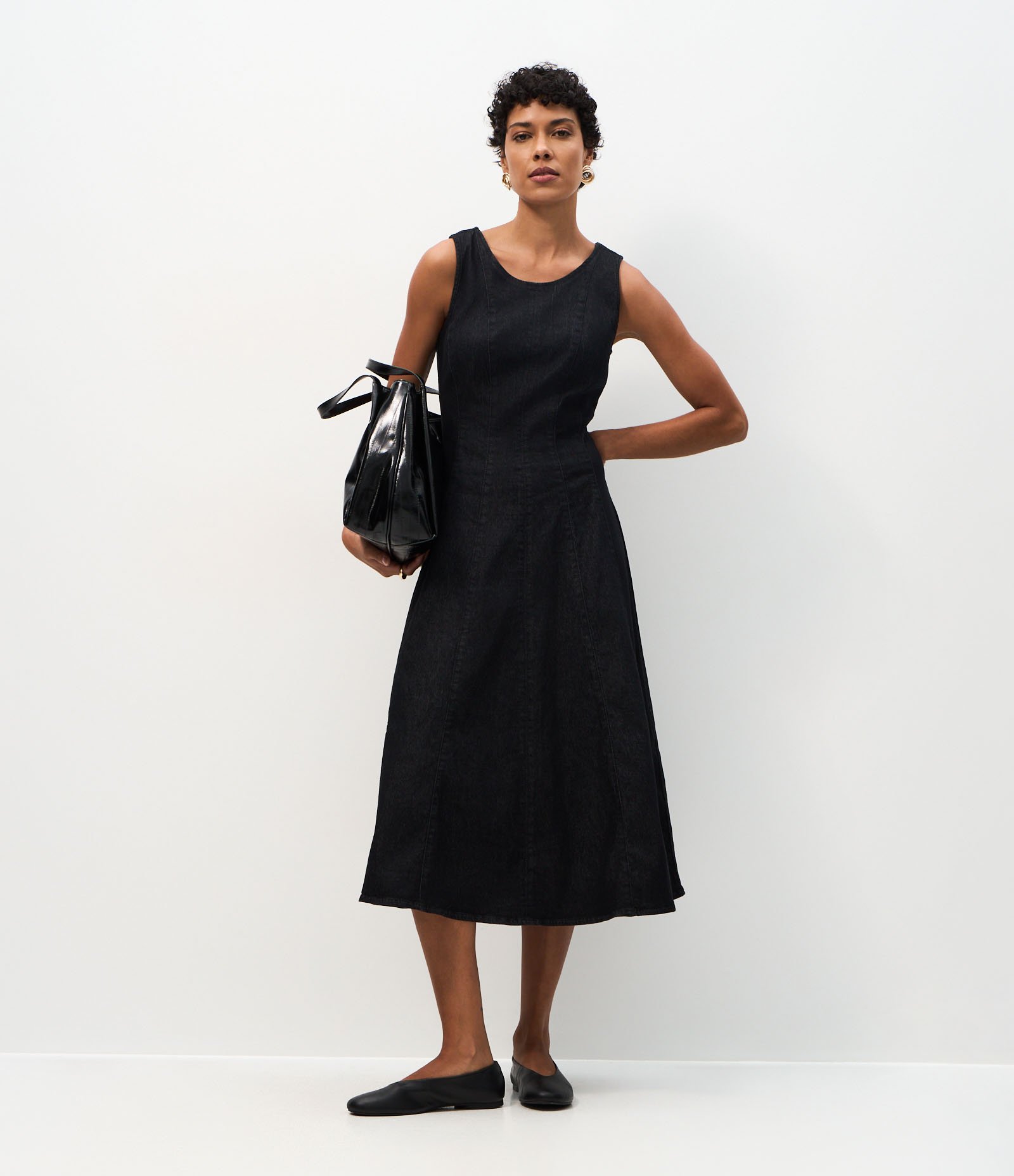 Vestido Midi em Jeans com Recortes e Gola Redonda Preto 1